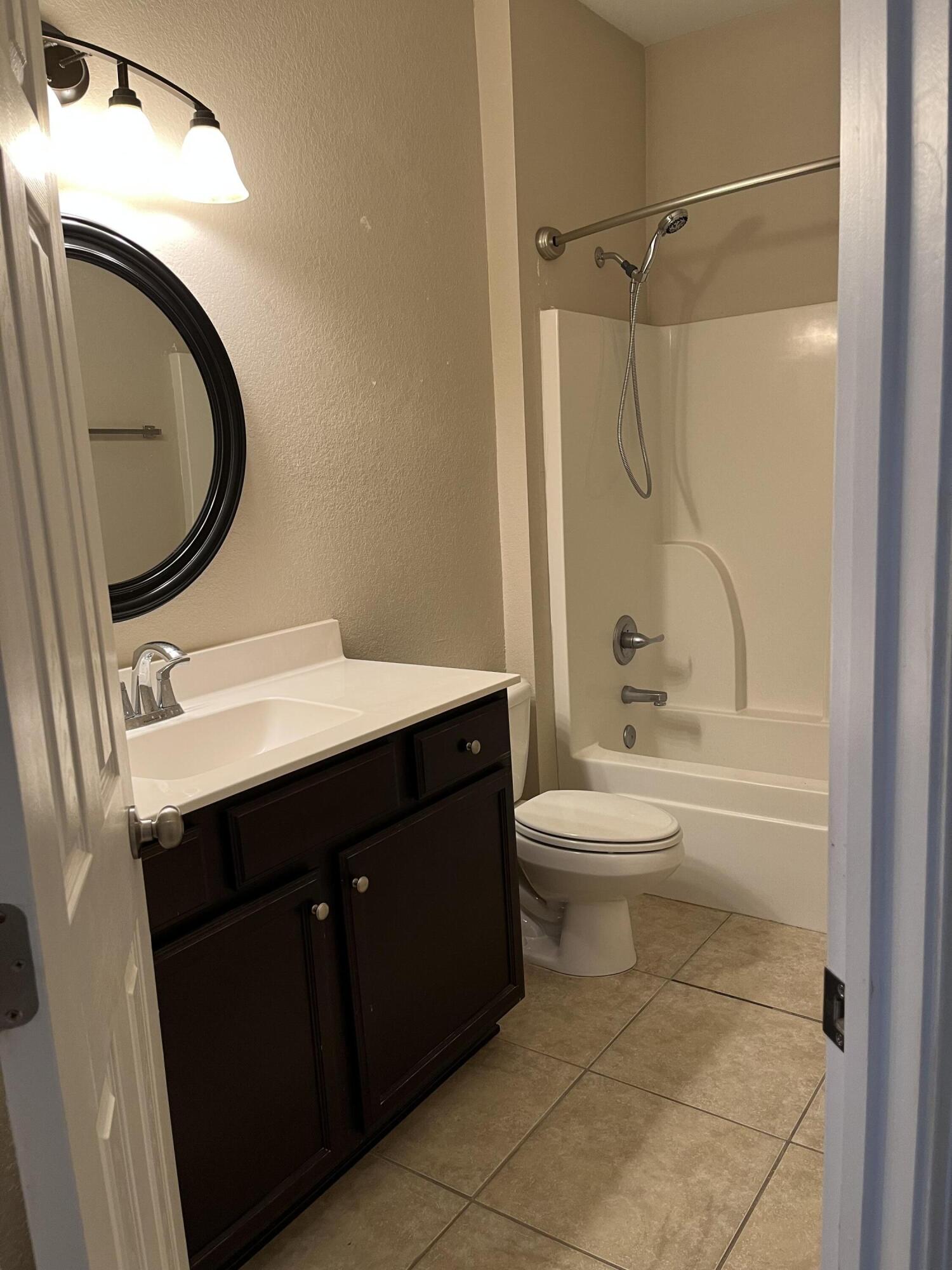 SAVANNAH HEIGHTS - Residential