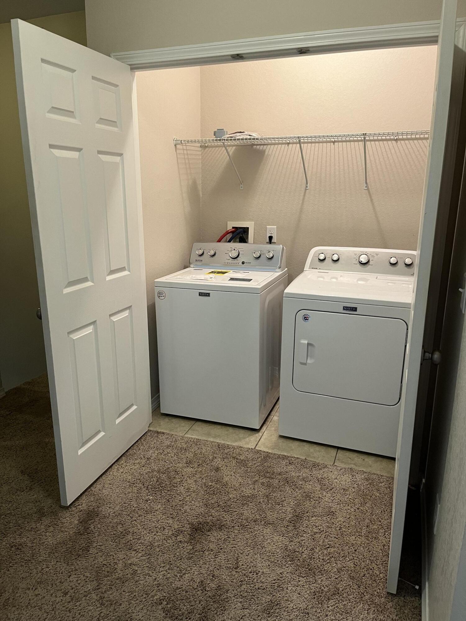 SAVANNAH HEIGHTS - Residential