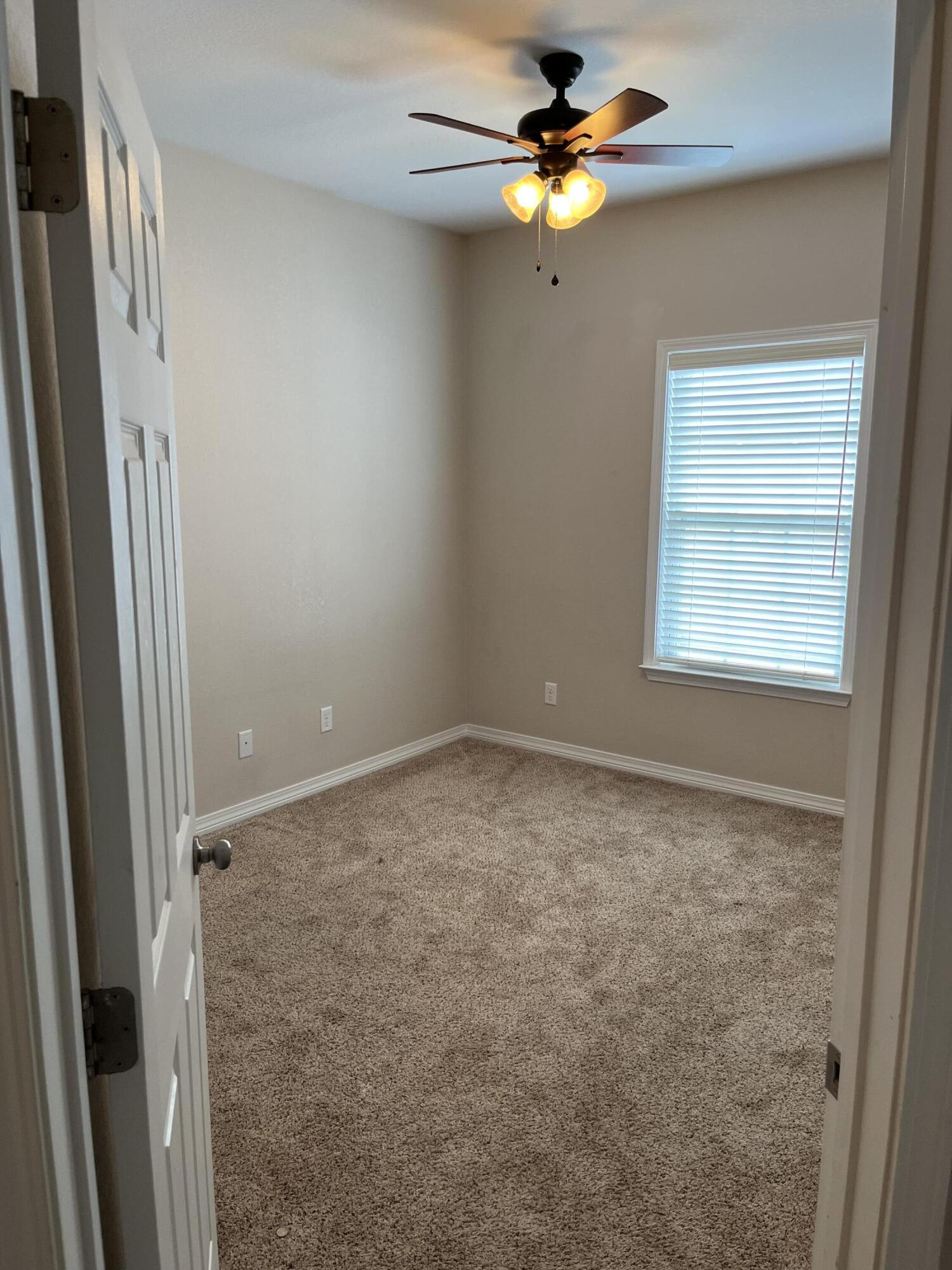 SAVANNAH HEIGHTS - Residential