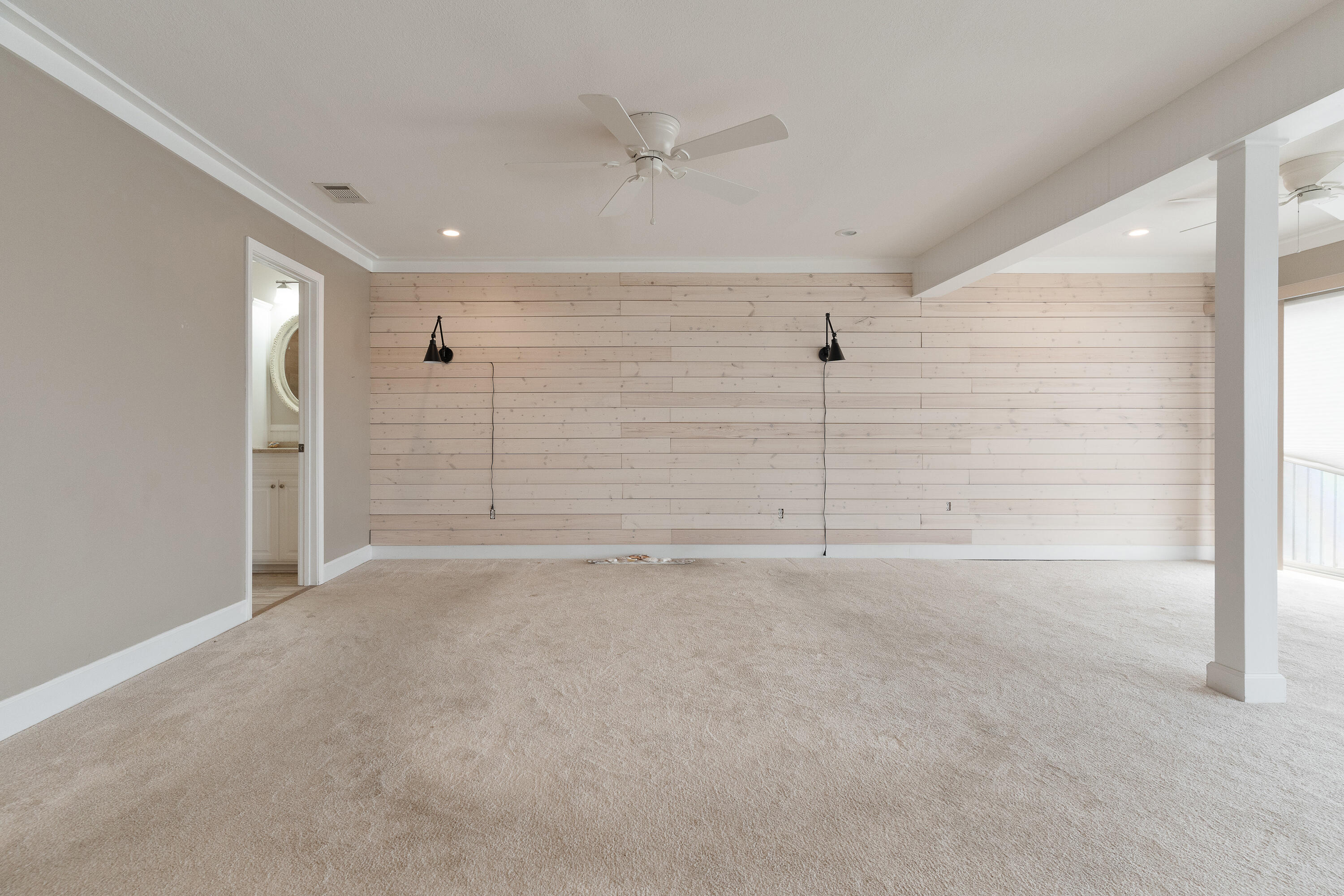 LIGHTHOUSE POINTE - Residential
