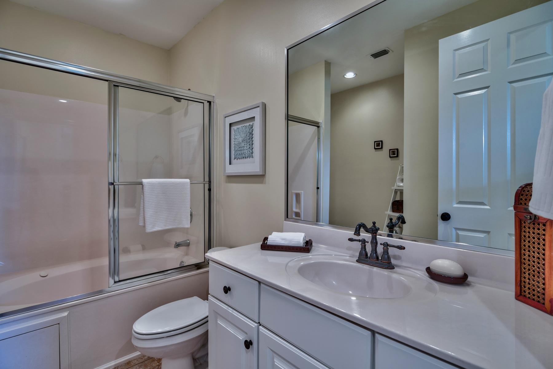 CRYSTAL LAKE AT SANDESTIN - Residential