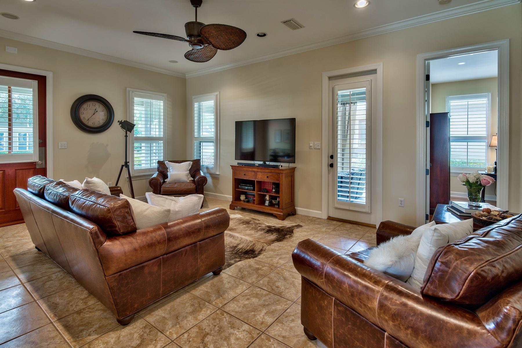 CRYSTAL LAKE AT SANDESTIN - Residential