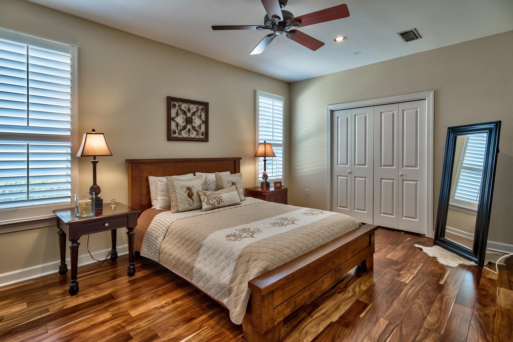 CRYSTAL LAKE AT SANDESTIN - Residential