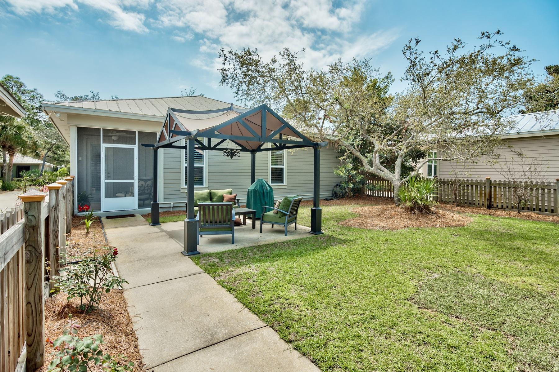 CRYSTAL LAKE AT SANDESTIN - Residential