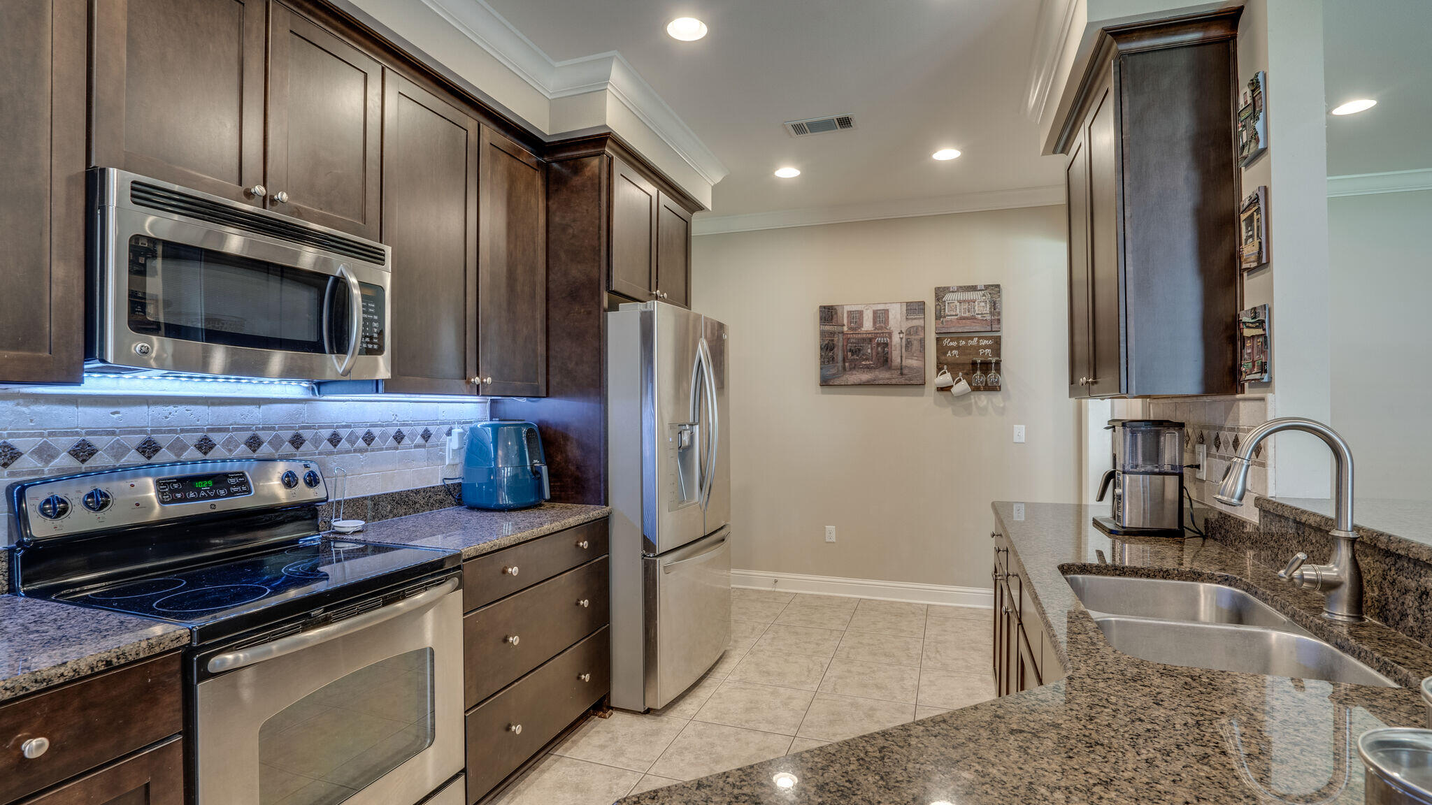 Hawk's Landing - Residential