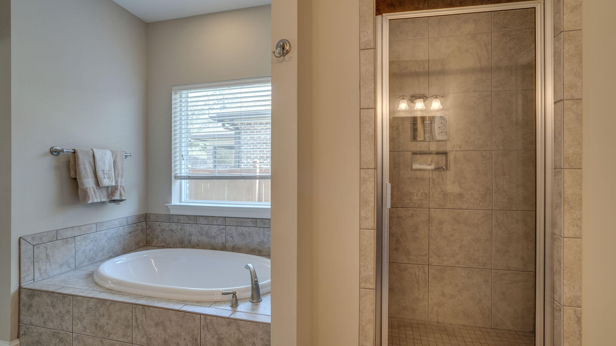 Hawk's Landing - Residential