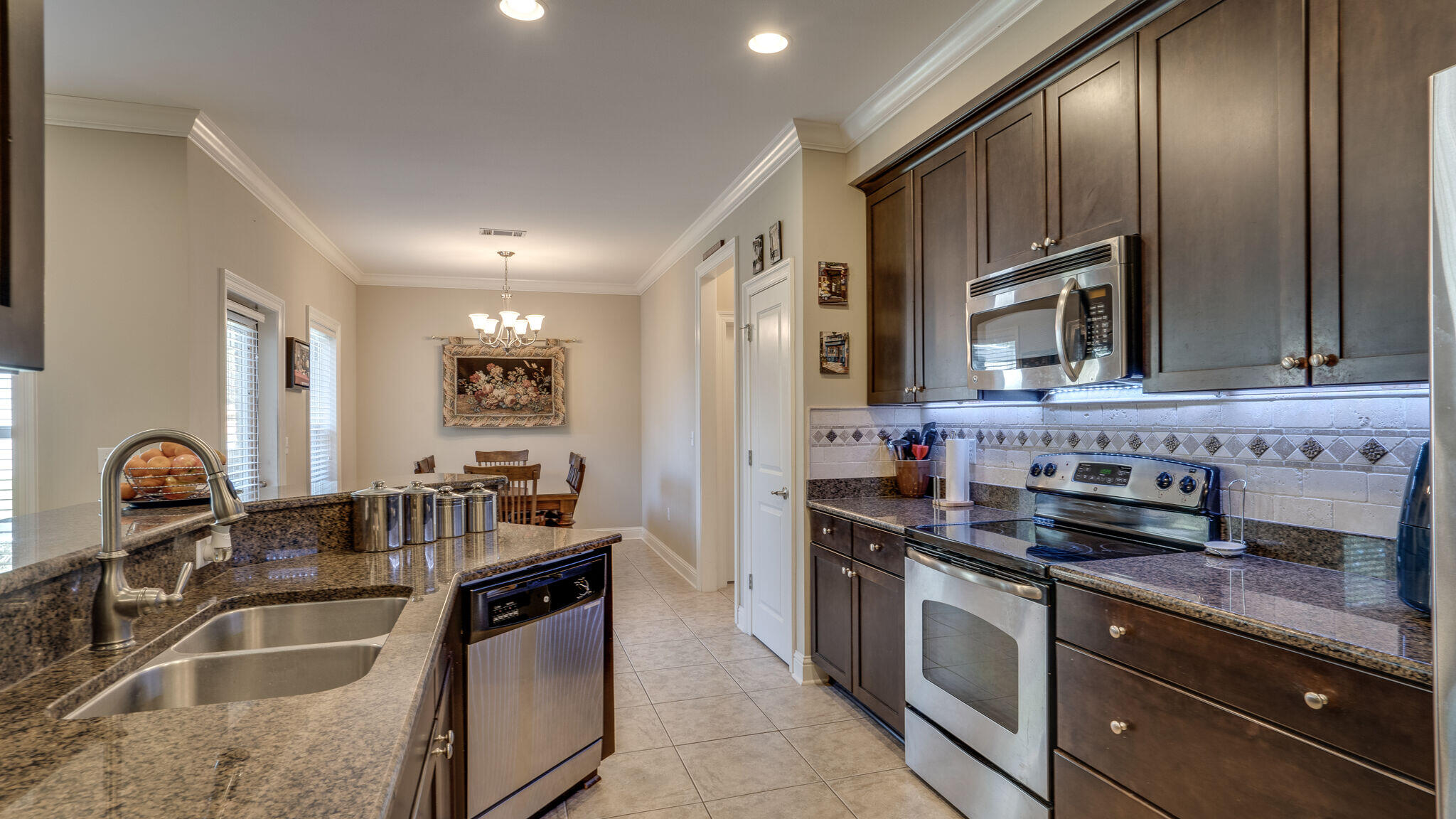 Hawk's Landing - Residential