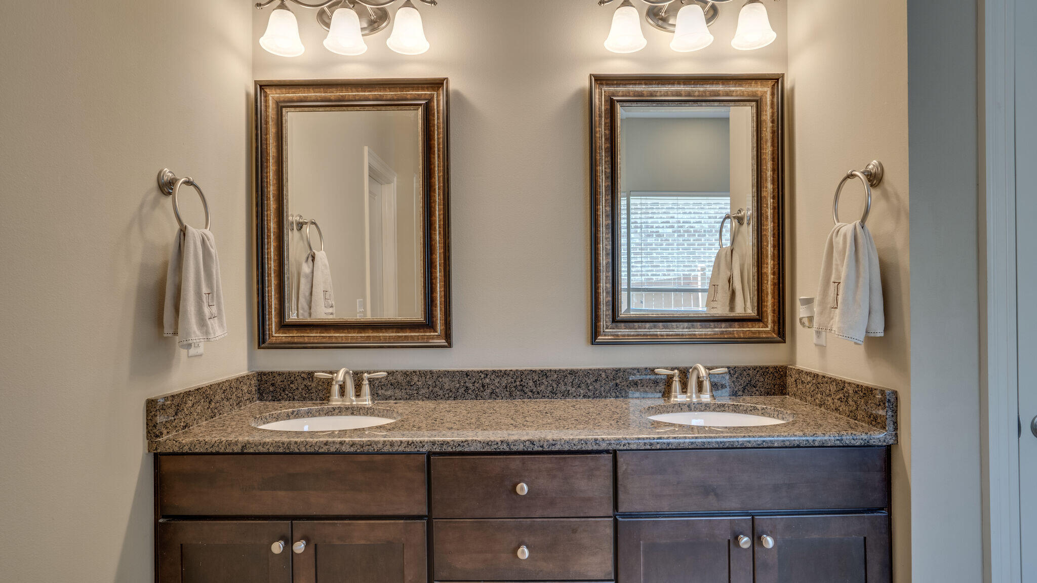 Hawk's Landing - Residential