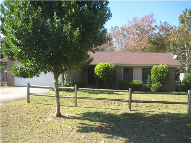 GREAT ALL BRICK HOME THAT HAS BEEN WELL TAKEN CARE OF INSIDE AND OUT! $3000 A/C SYSTEM INSTALLED OCTOBER,2013, 60 GALLON WATER HEATER INSTALLED 2010, DIMENSIONAL SHINGLED ROOF INSTALLED 2006, NICE FLOORING THROUGHOUT, STAINLESS REFRIGERATOR, SMOOTH TOP STOVE AND MORE. WALK INTO THE FOYER WITH COAT CLOSET AND SEE THE LARGE LIVING AREA WITH VAULTED CEILINGS,OPEN KITCHEN HAS MANY CABINETS AND BREAKFAST BAR. LARGE MASTER BEDROOM/BATH HAS 2 CLOSETS. GUEST ROOMS ARE NICE SIZE. 2 CAR GARAGE WITH ROOM FOR STORAGE. SCREENED PORCH OVERLOOKS LARGE FENCED BACK YARD WITH NICE TREES AND BUSHES. ALL APPLIANCES TO STAY WITH HOME. Owner will consider owner financing with nice down payment.