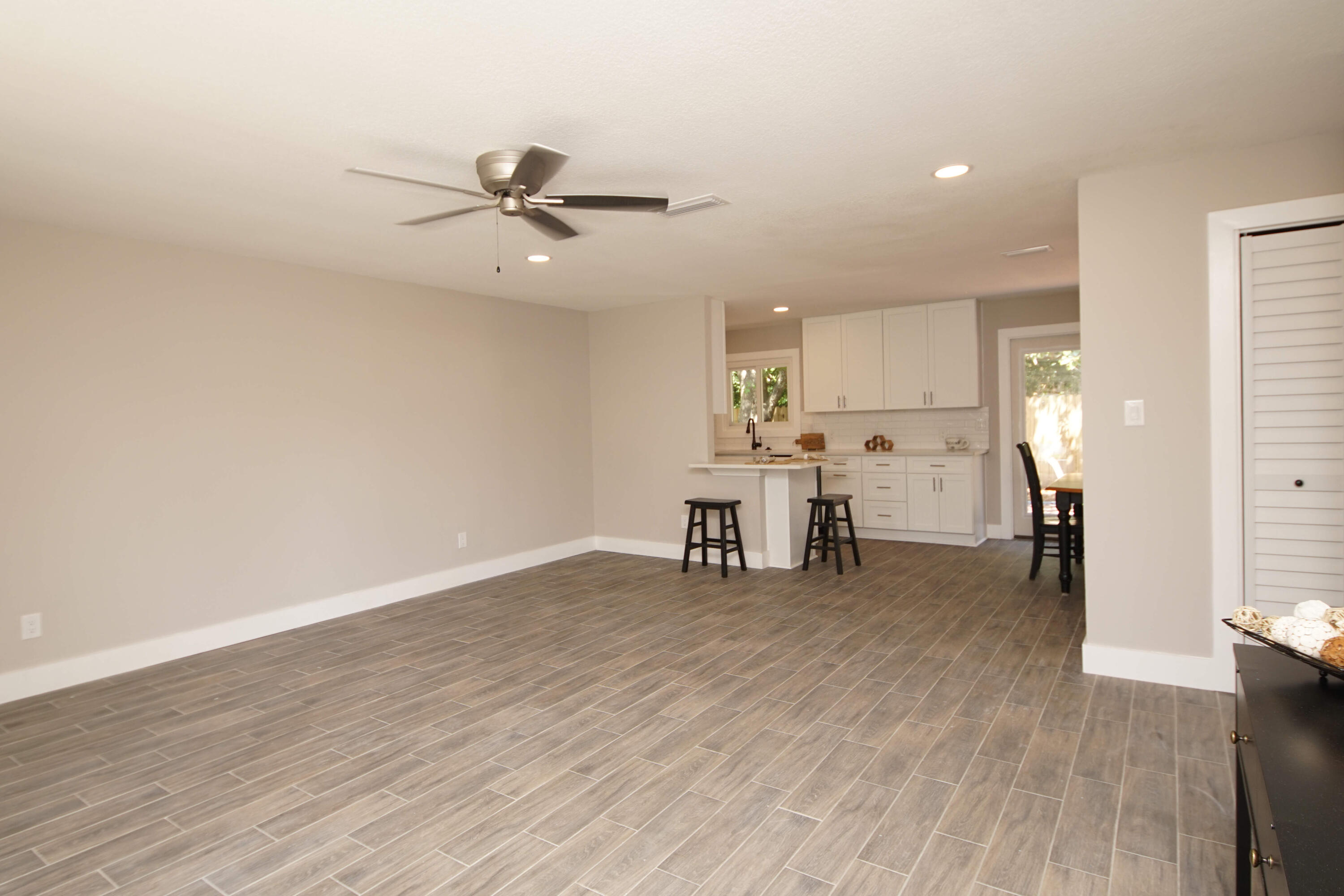 COLONY ESTATES - Residential