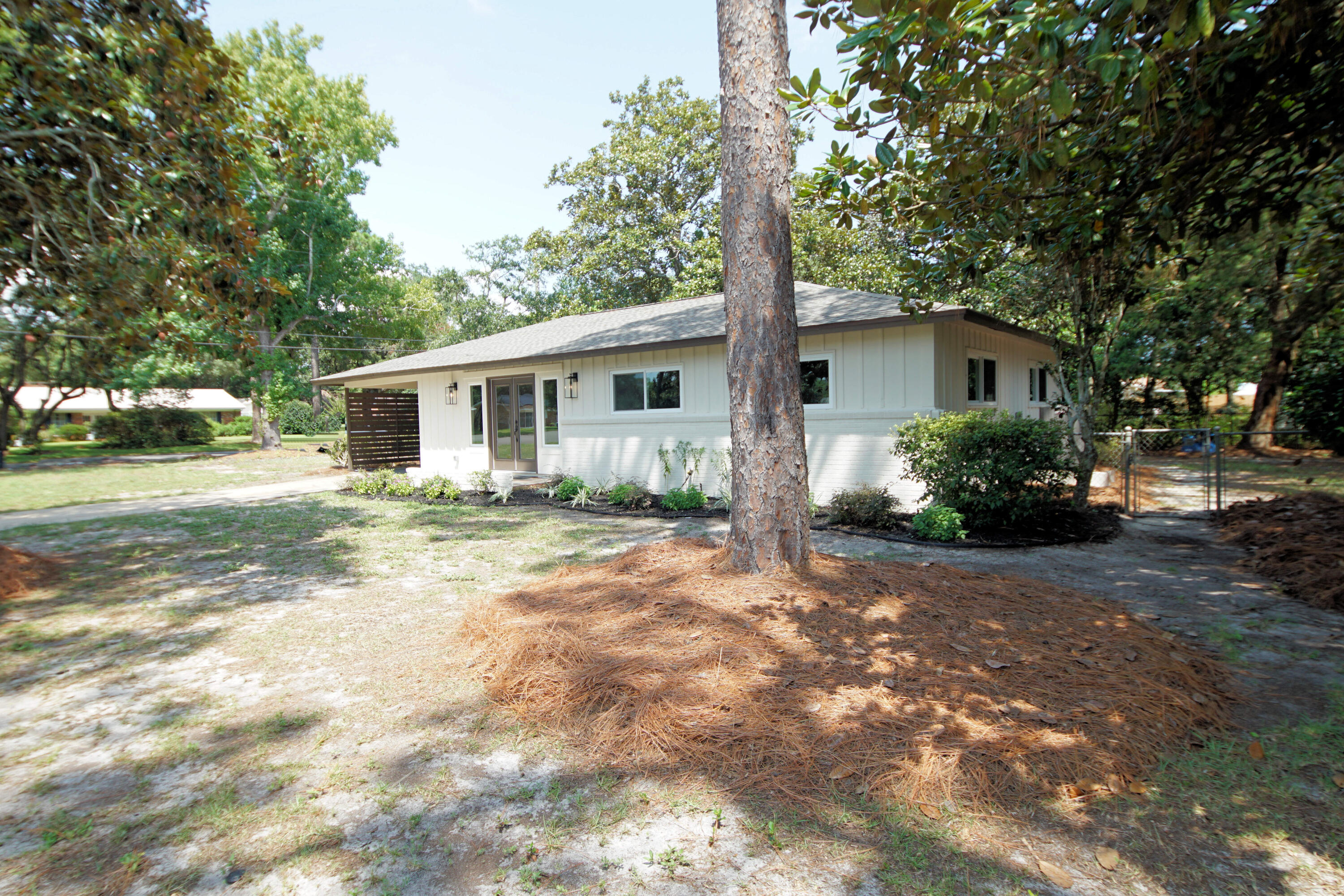 COLONY ESTATES - Residential