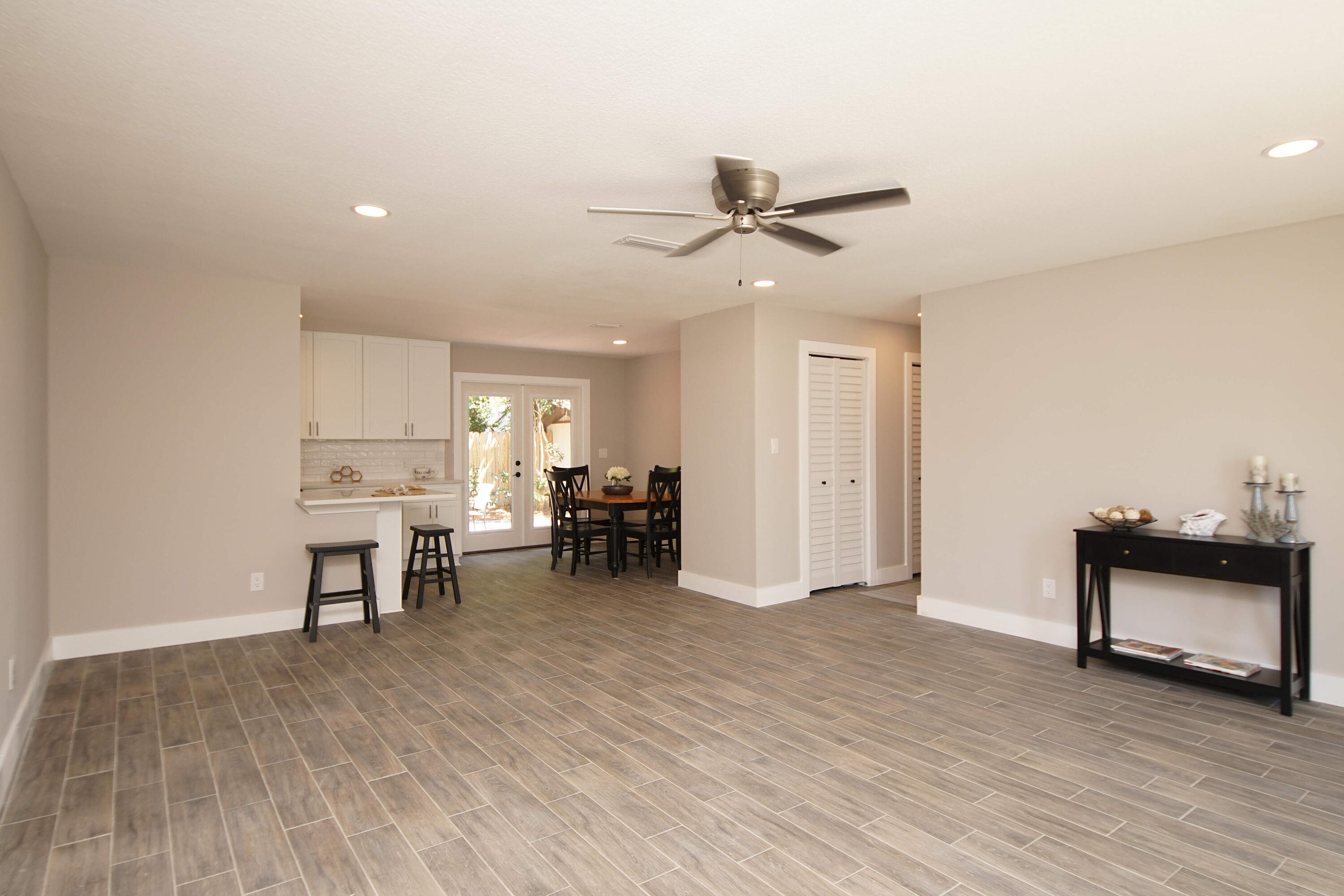 COLONY ESTATES - Residential