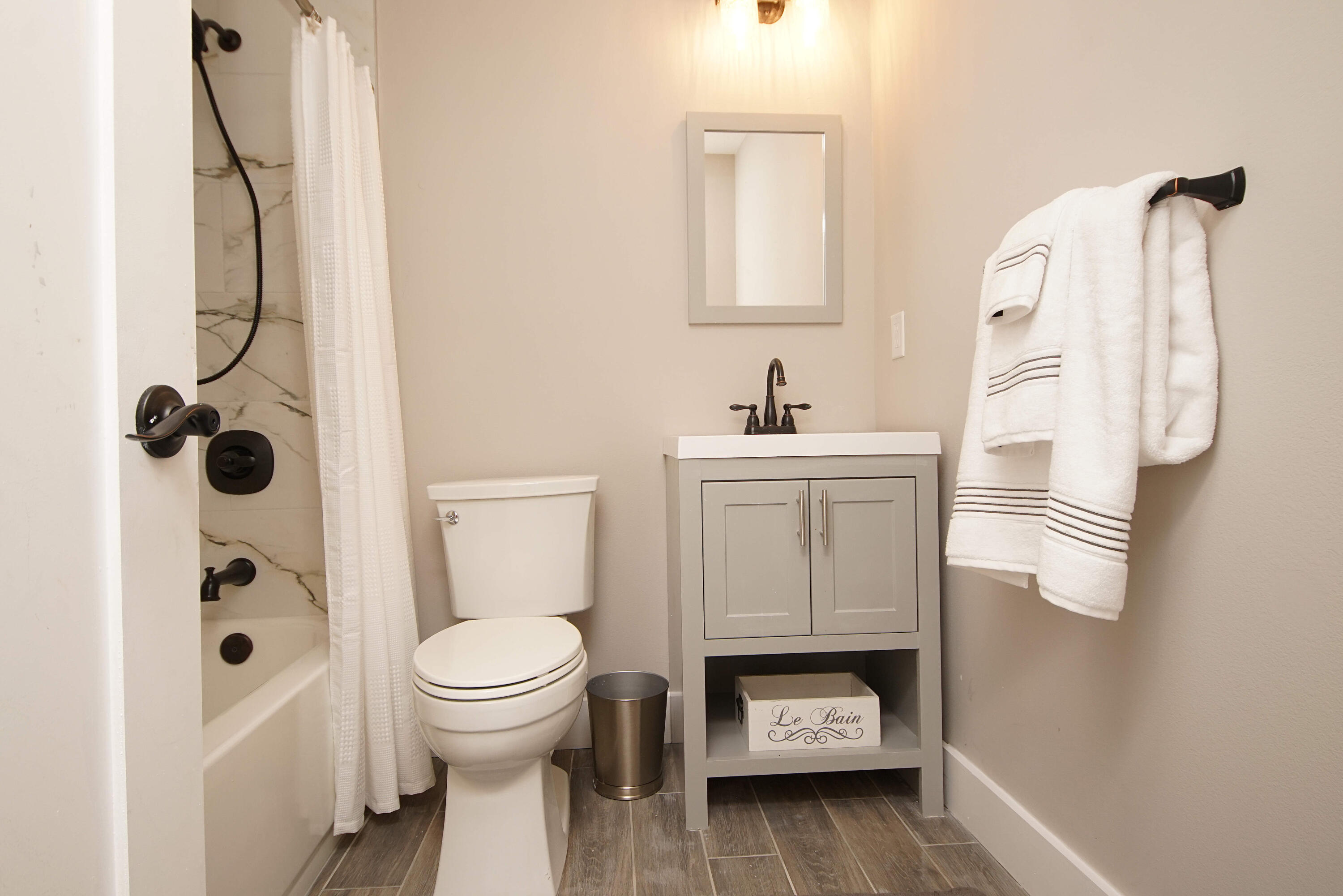 COLONY ESTATES - Residential