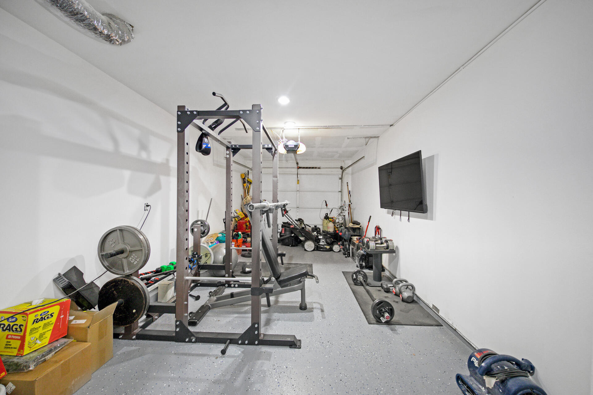 CANTERBURY WOODS - Residential