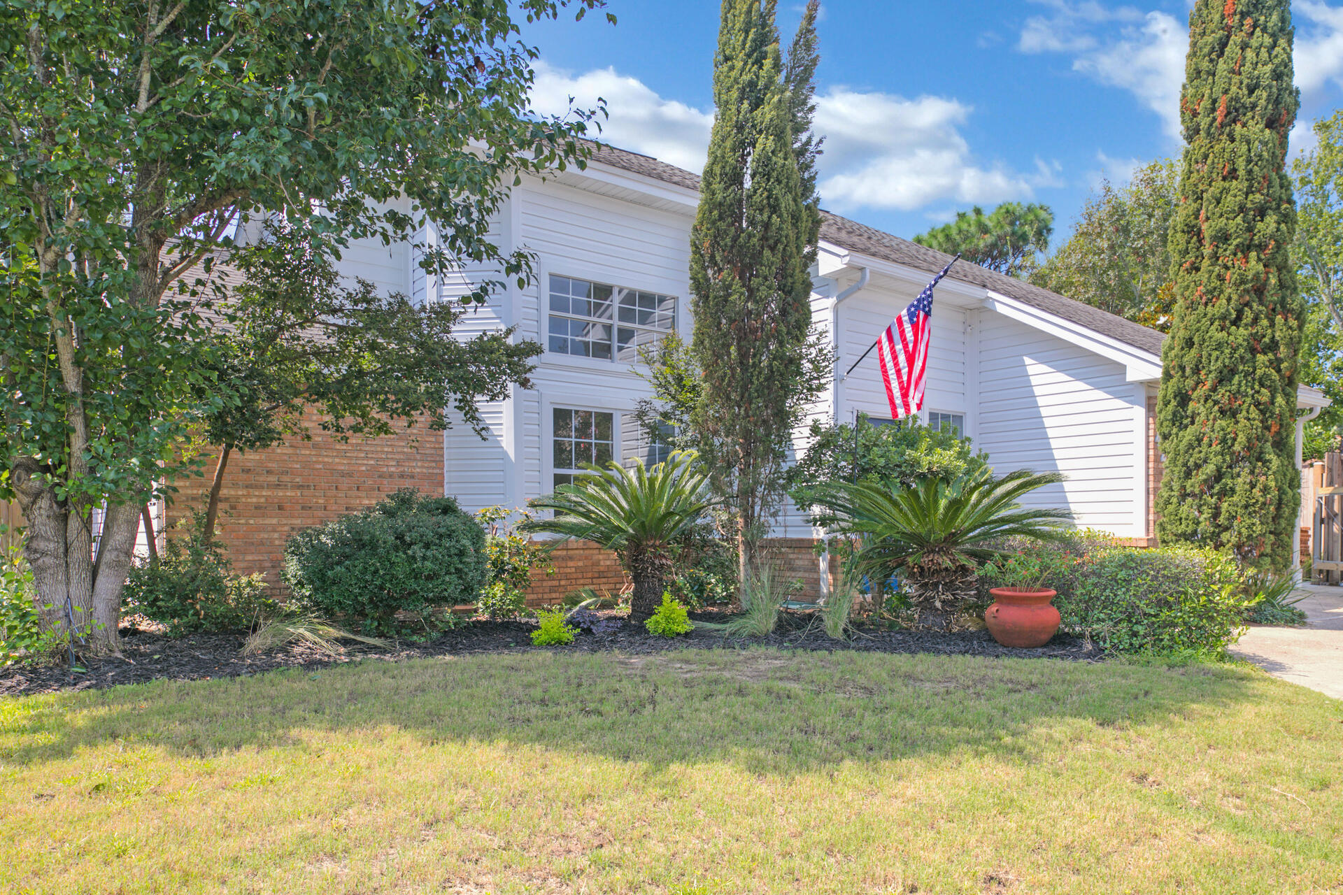 CANTERBURY WOODS - Residential
