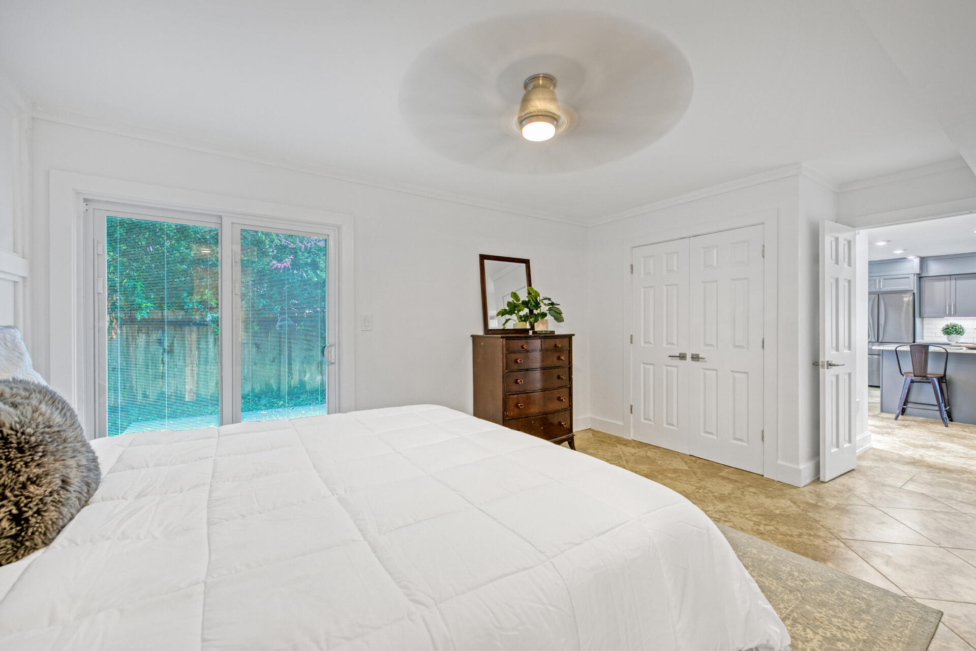 CANTERBURY WOODS - Residential