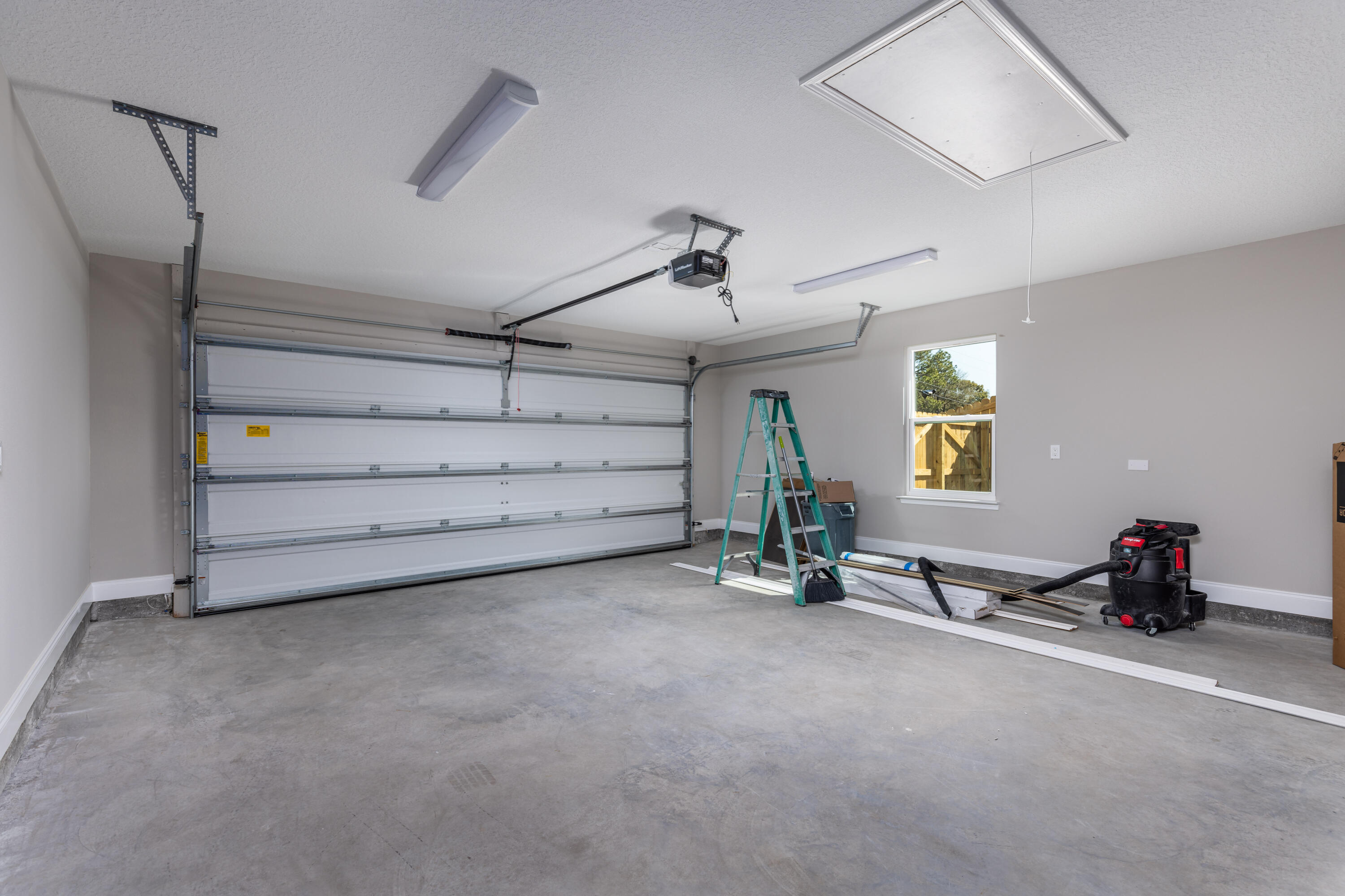 GARNIERS ADDS 1-7 (242208.00) - Residential