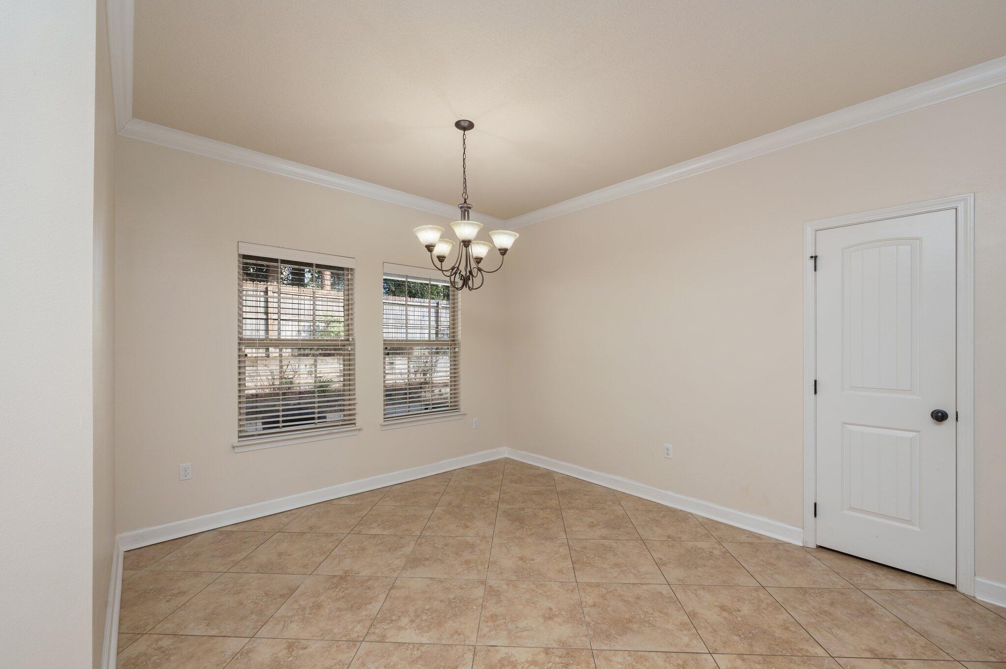 DUGGAN POND ESTATES - Residential Lease