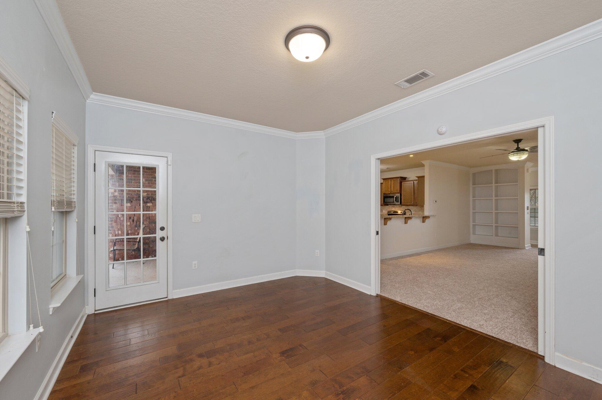 DUGGAN POND ESTATES - Residential Lease