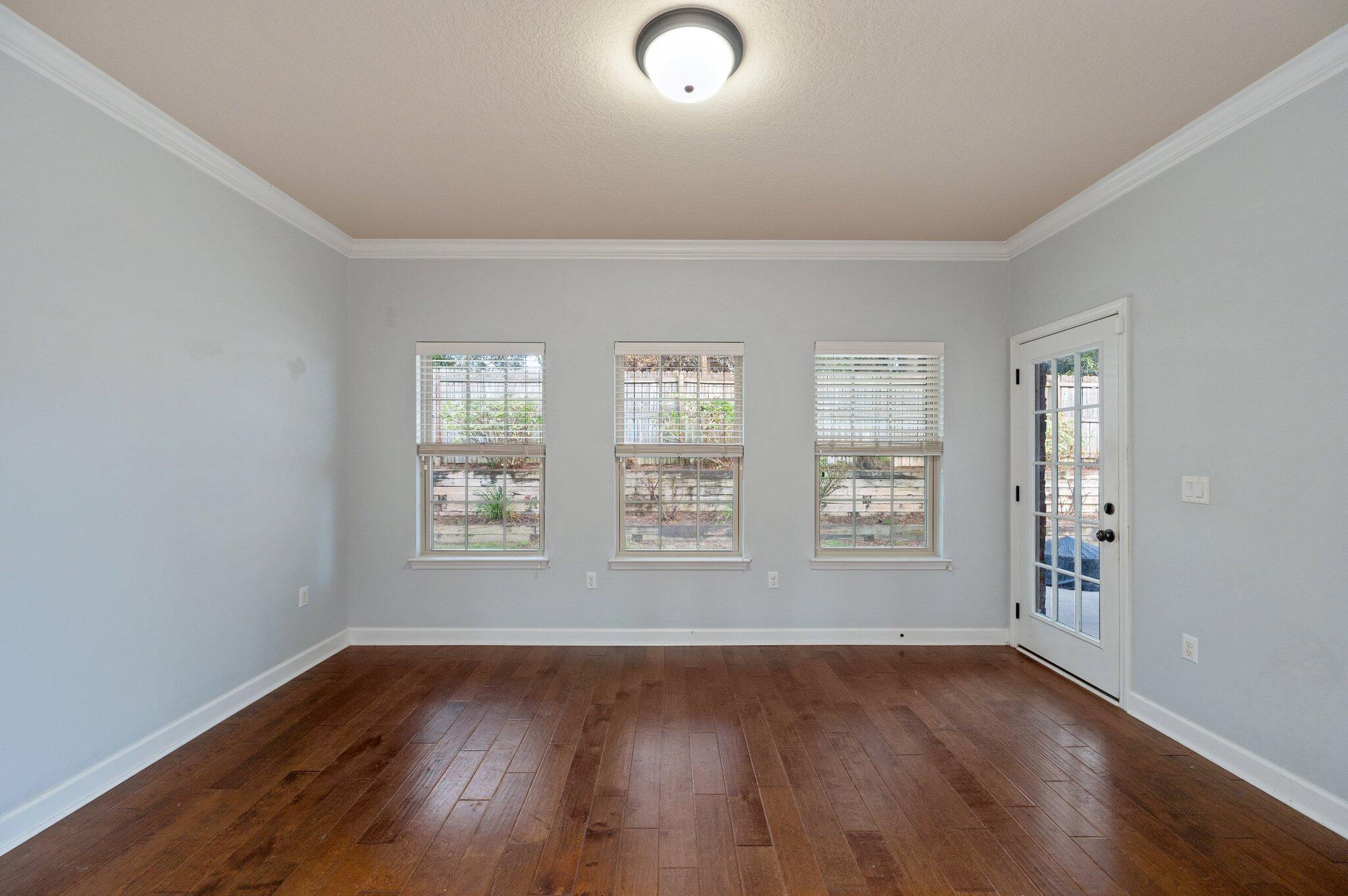 DUGGAN POND ESTATES - Residential Lease