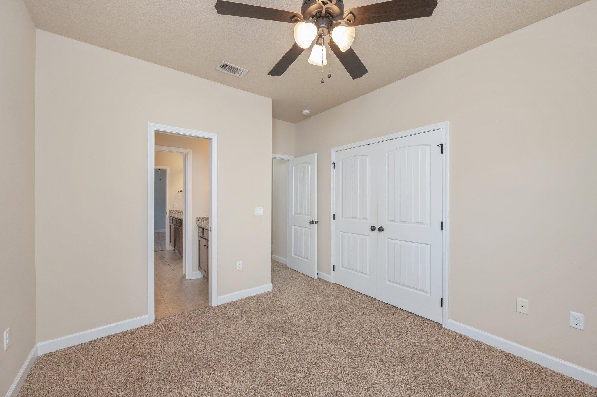 DUGGAN POND ESTATES - Residential Lease