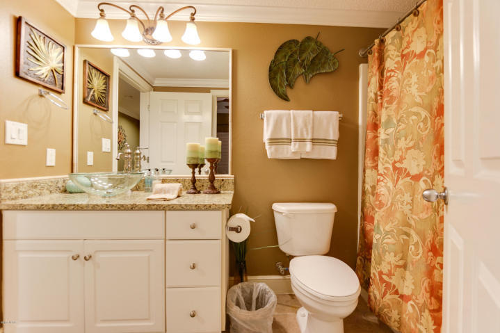 MAJESTIC BEACH TOWERS II - Residential