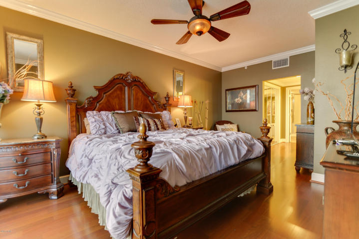 MAJESTIC BEACH TOWERS II - Residential