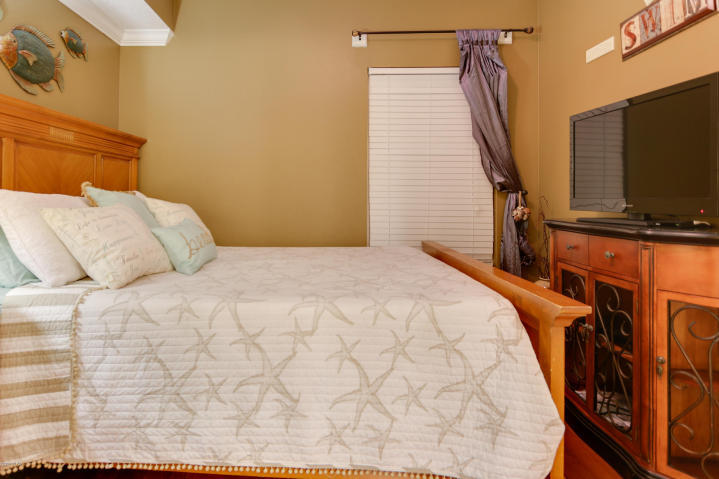 MAJESTIC BEACH TOWERS II - Residential