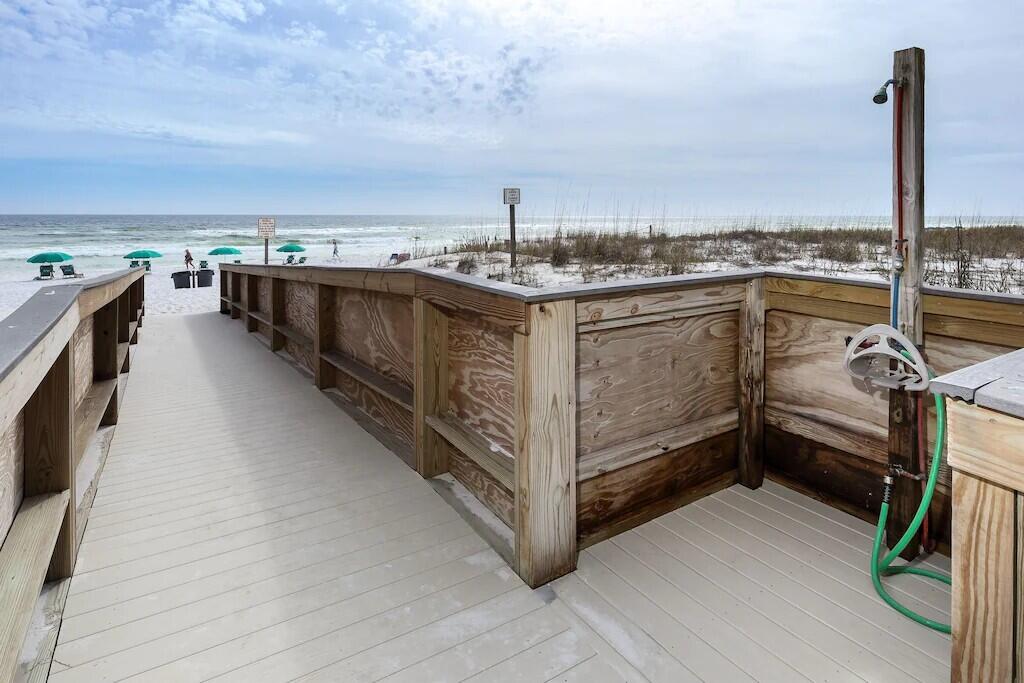 SEA DUNES - Residential