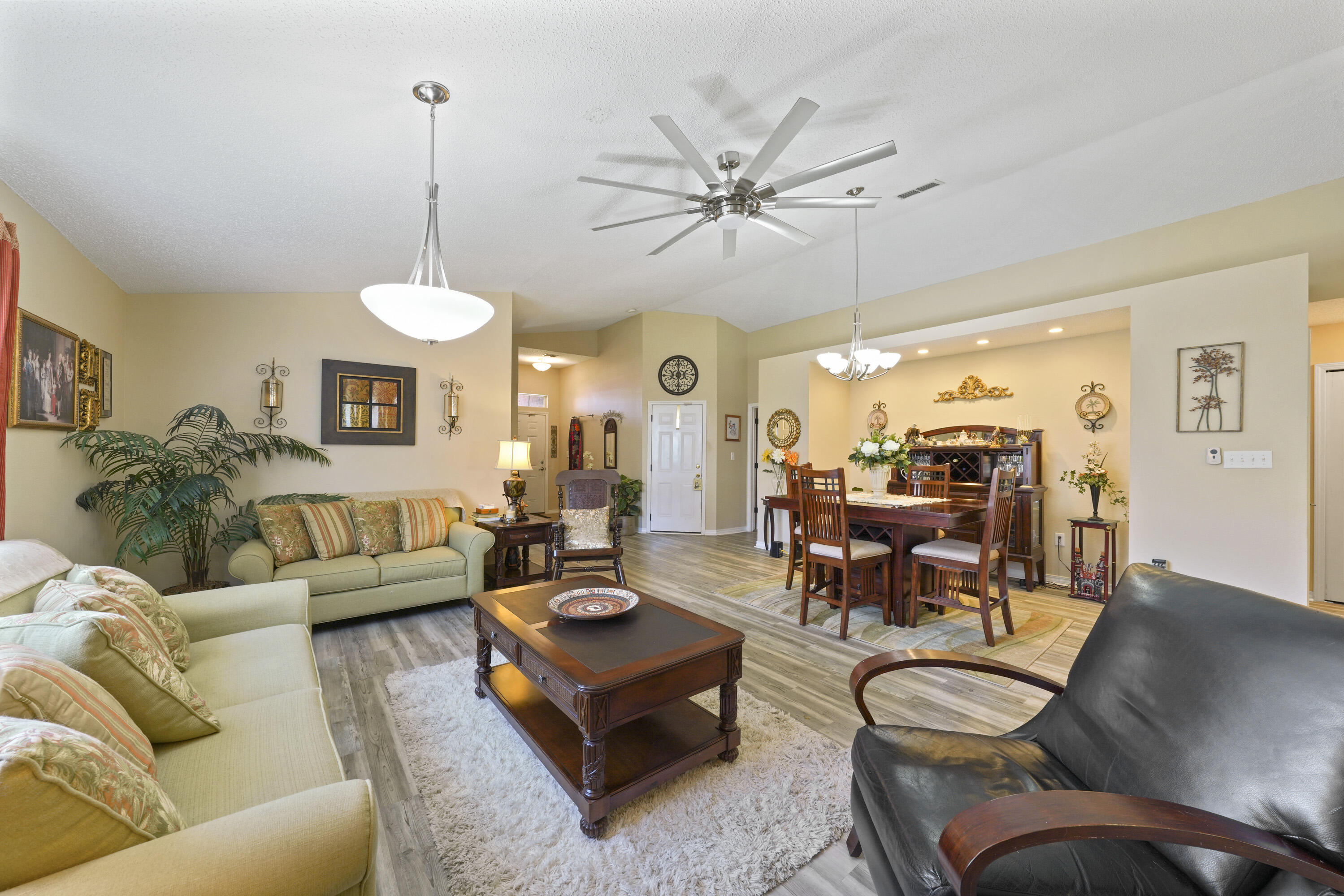 REDSTONE ESTATES - Residential