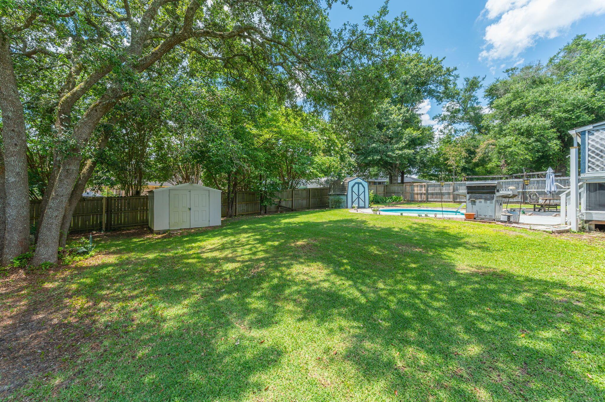 COUNTRYVIEW ESTATES - Residential