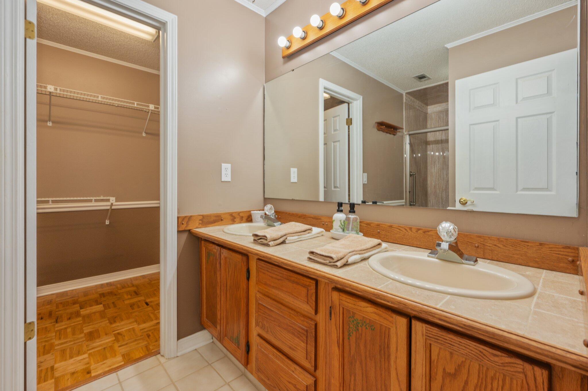 COUNTRYVIEW ESTATES - Residential