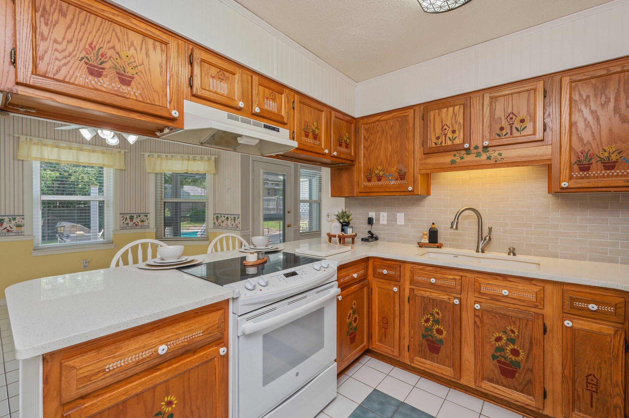 COUNTRYVIEW ESTATES - Residential
