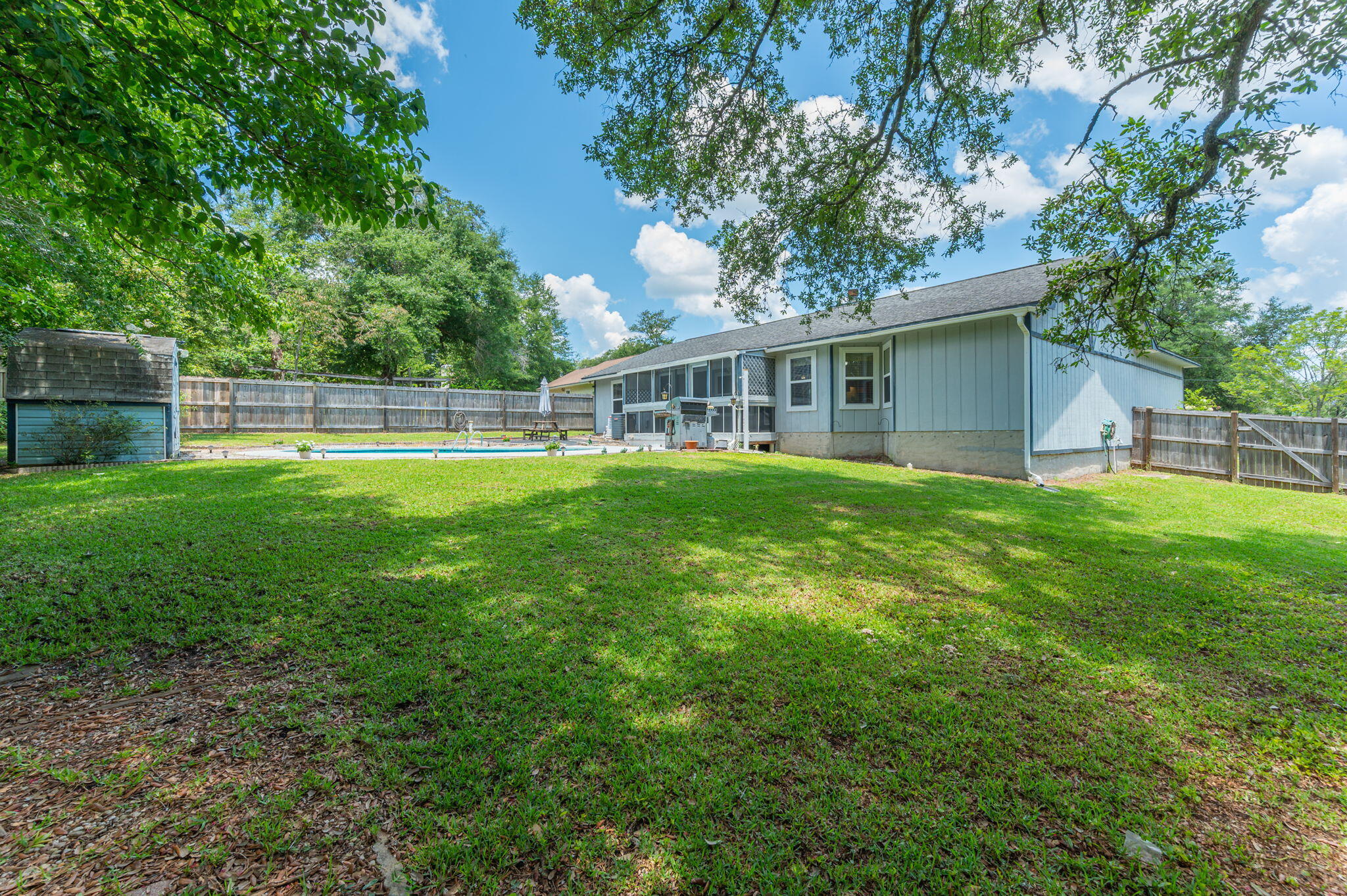 COUNTRYVIEW ESTATES - Residential