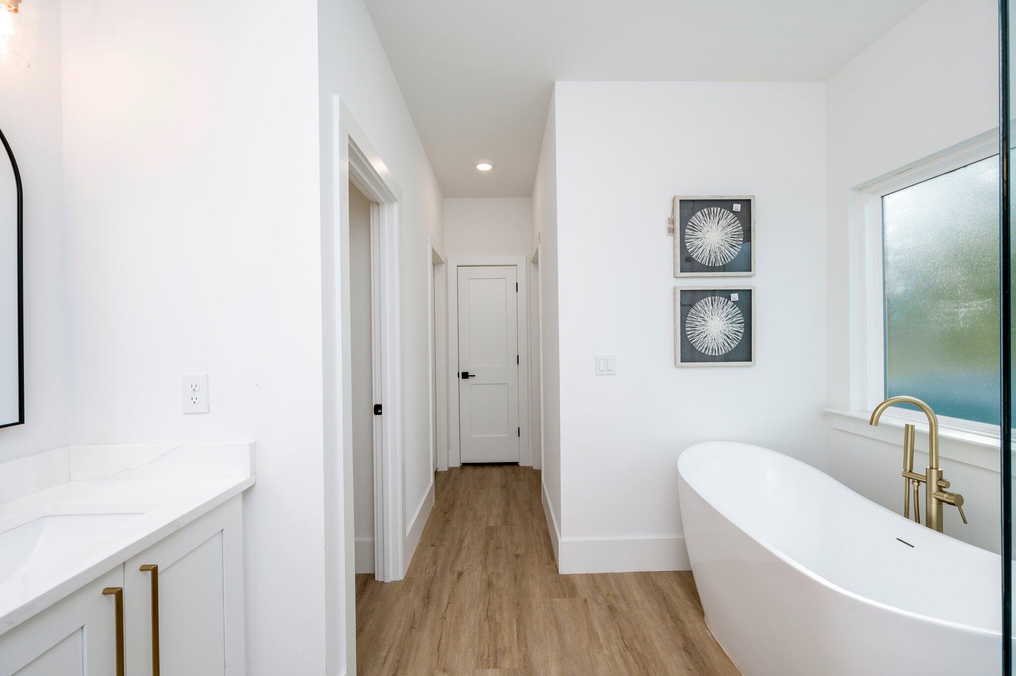 GLENLAKE PH 1 - Residential