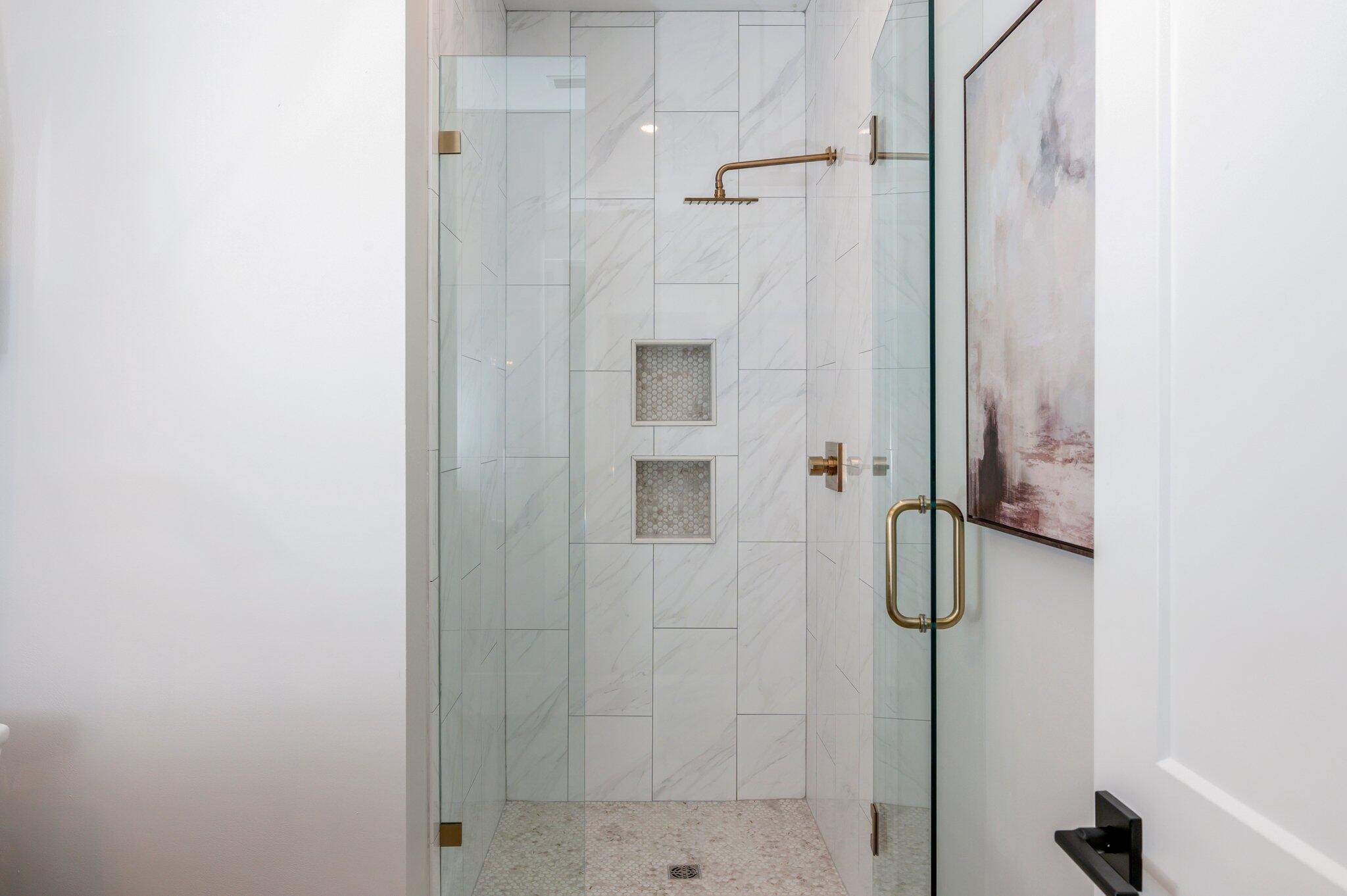 GLENLAKE PH 1 - Residential