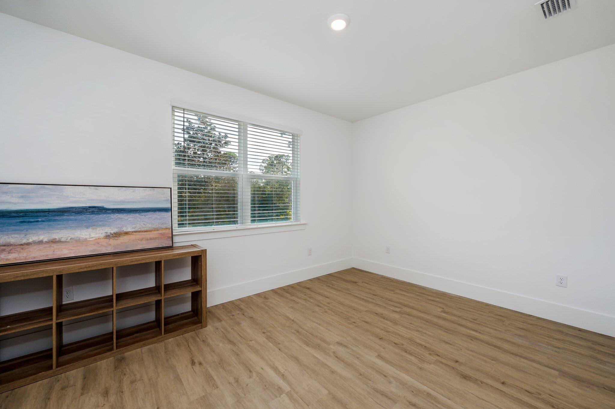 GLENLAKE PH 1 - Residential