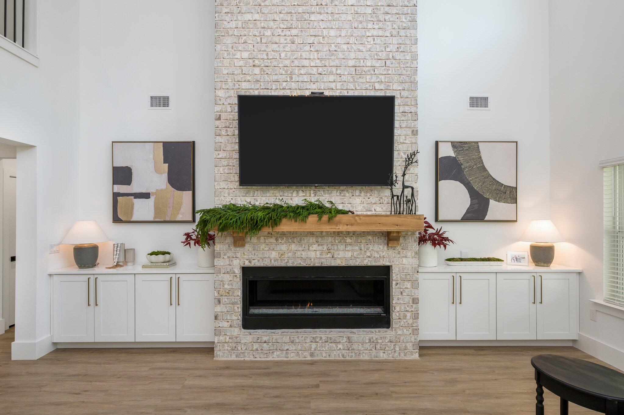 GLENLAKE PH 1 - Residential