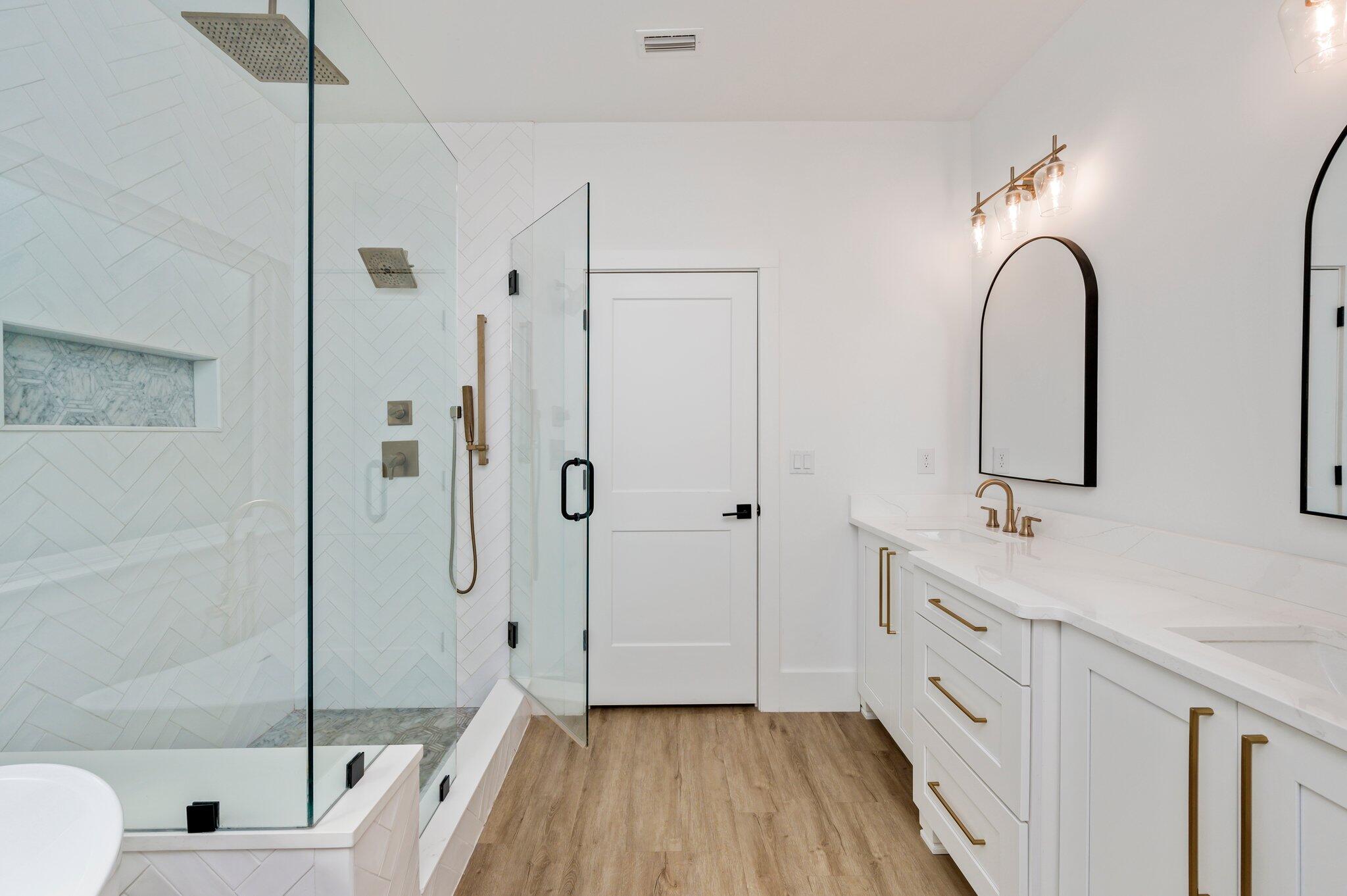 GLENLAKE PH 1 - Residential