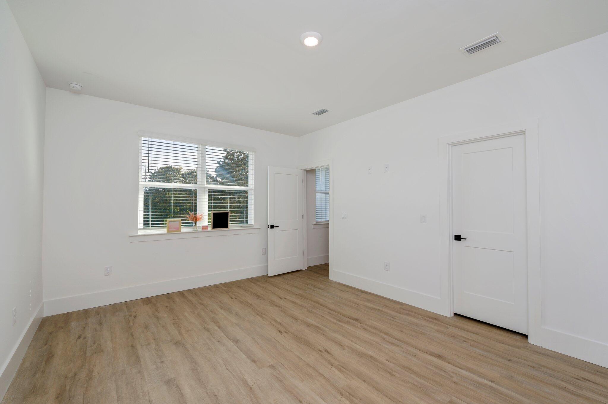 GLENLAKE PH 1 - Residential