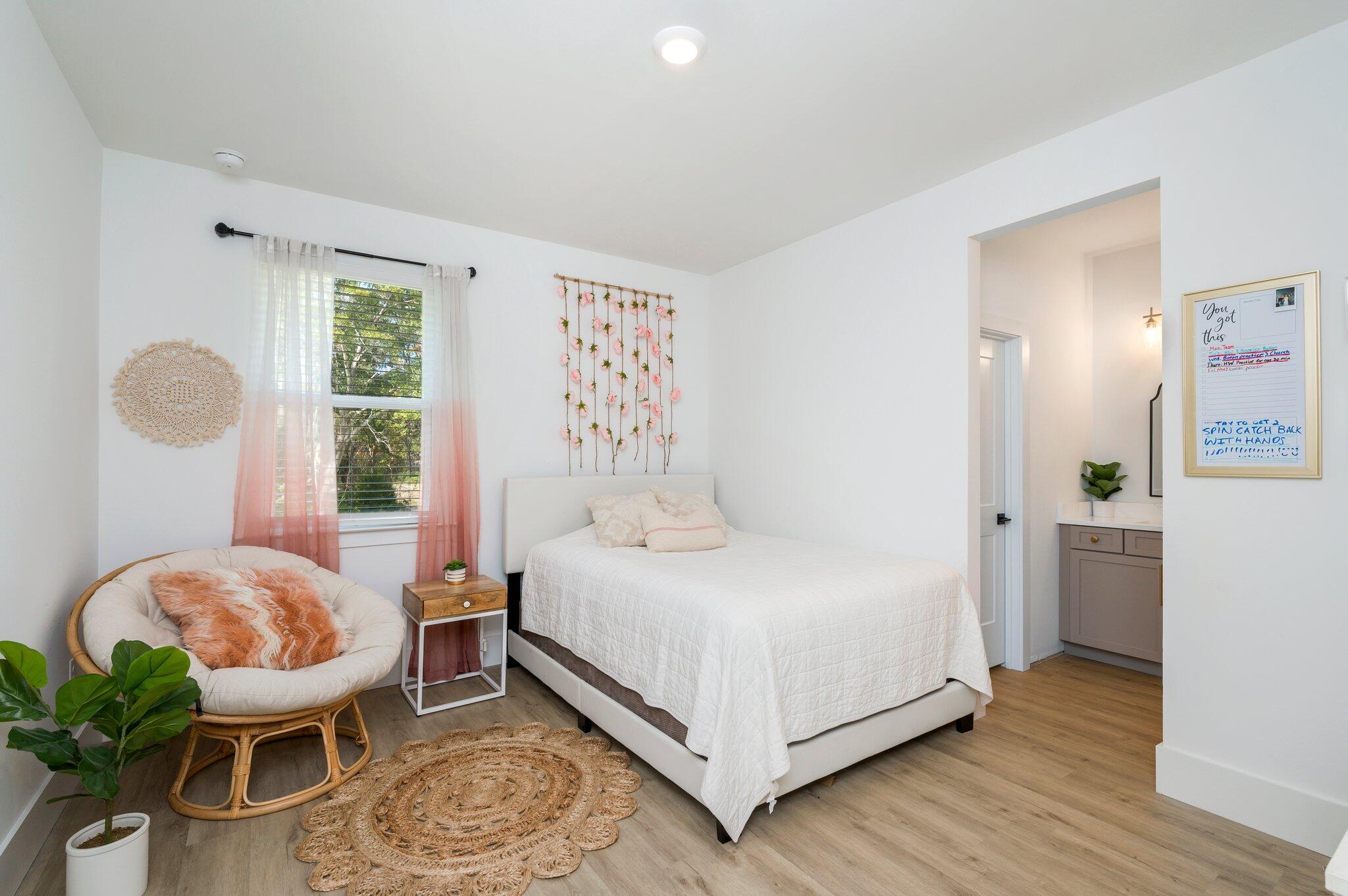 GLENLAKE PH 1 - Residential