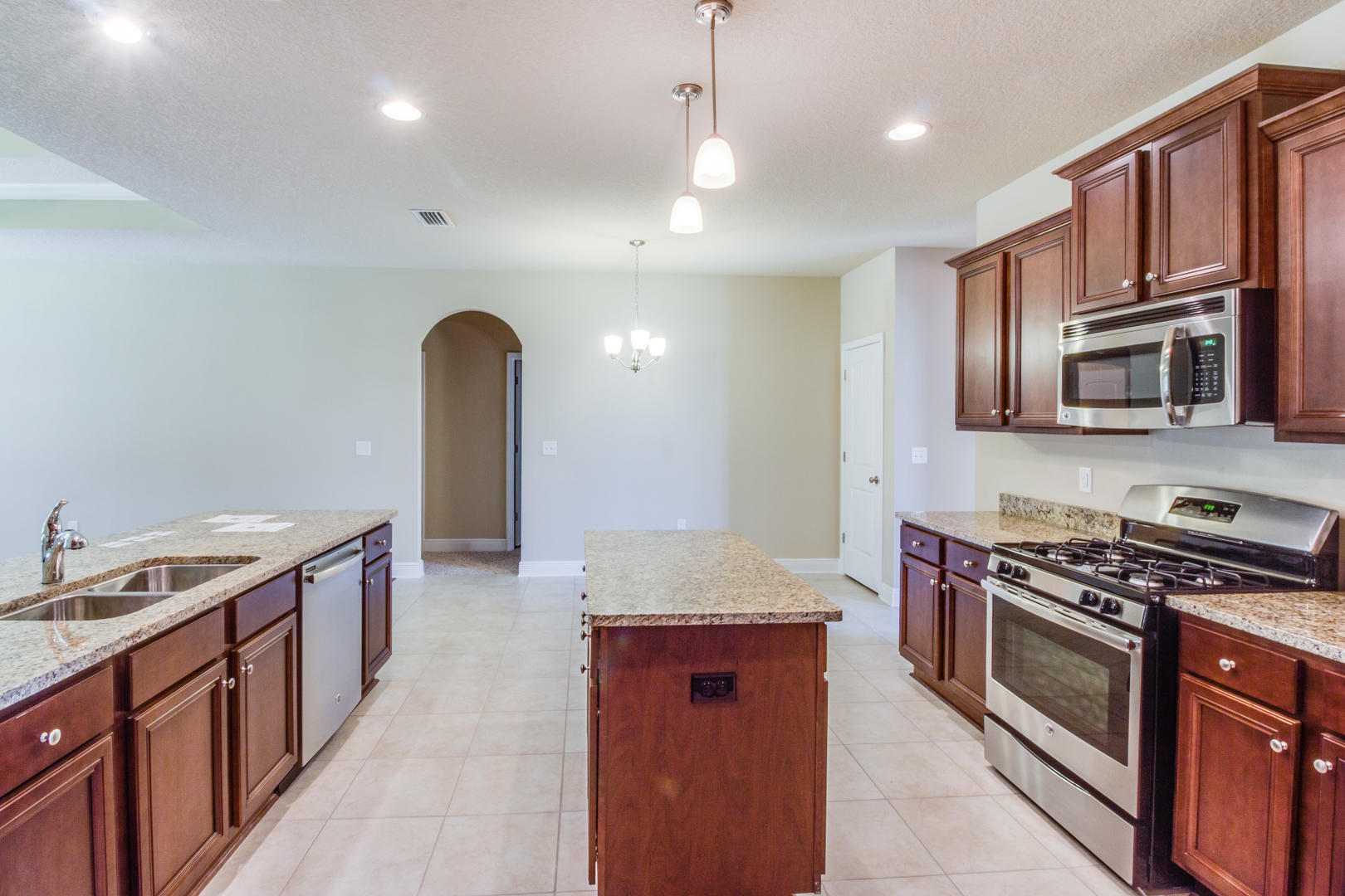 HAMMOCK BAY - Residential