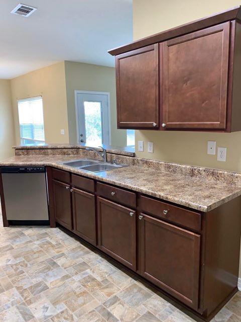 HERITAGE MANOR - Residential