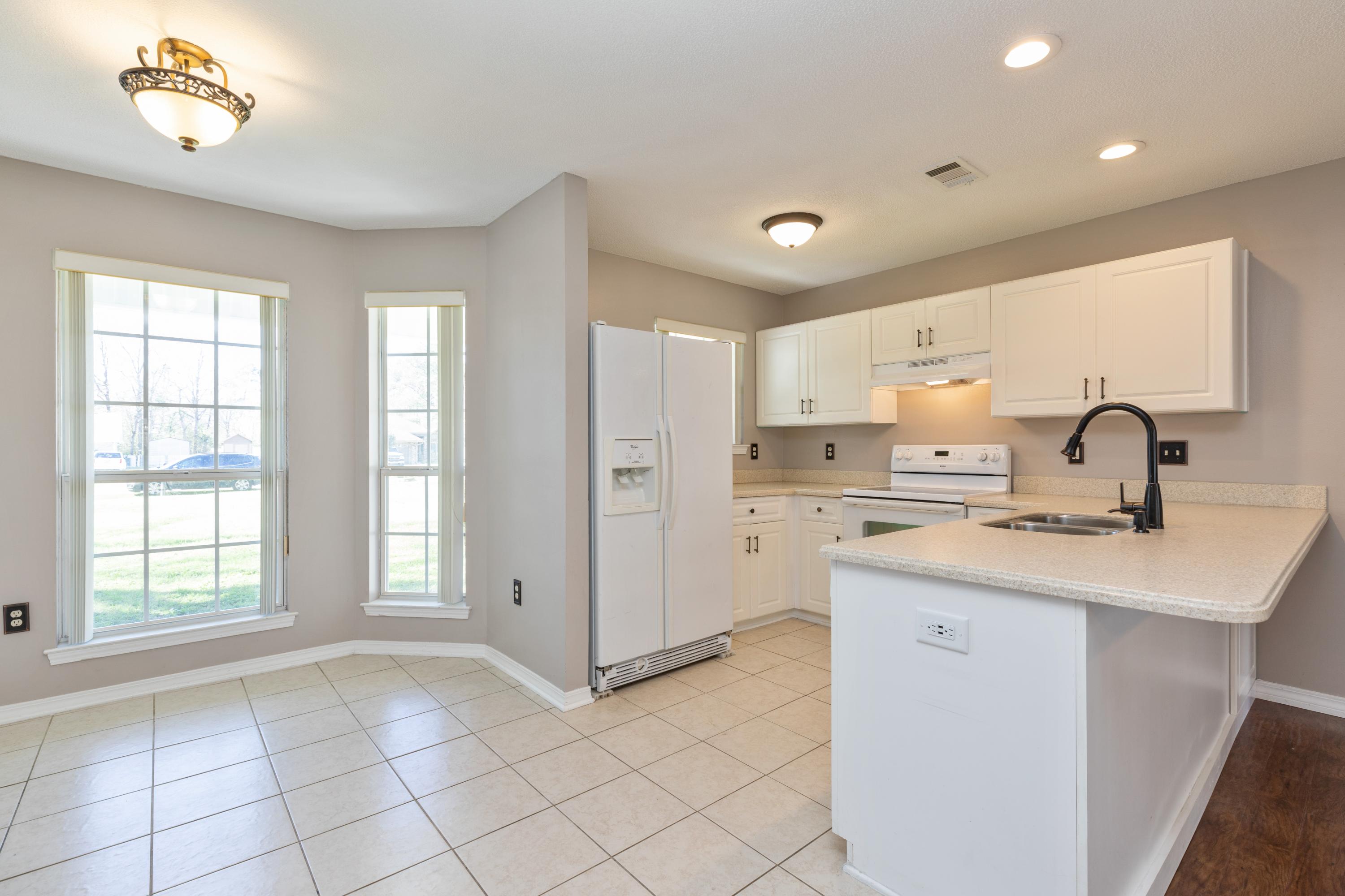 DOGWOOD ESTATES - Residential