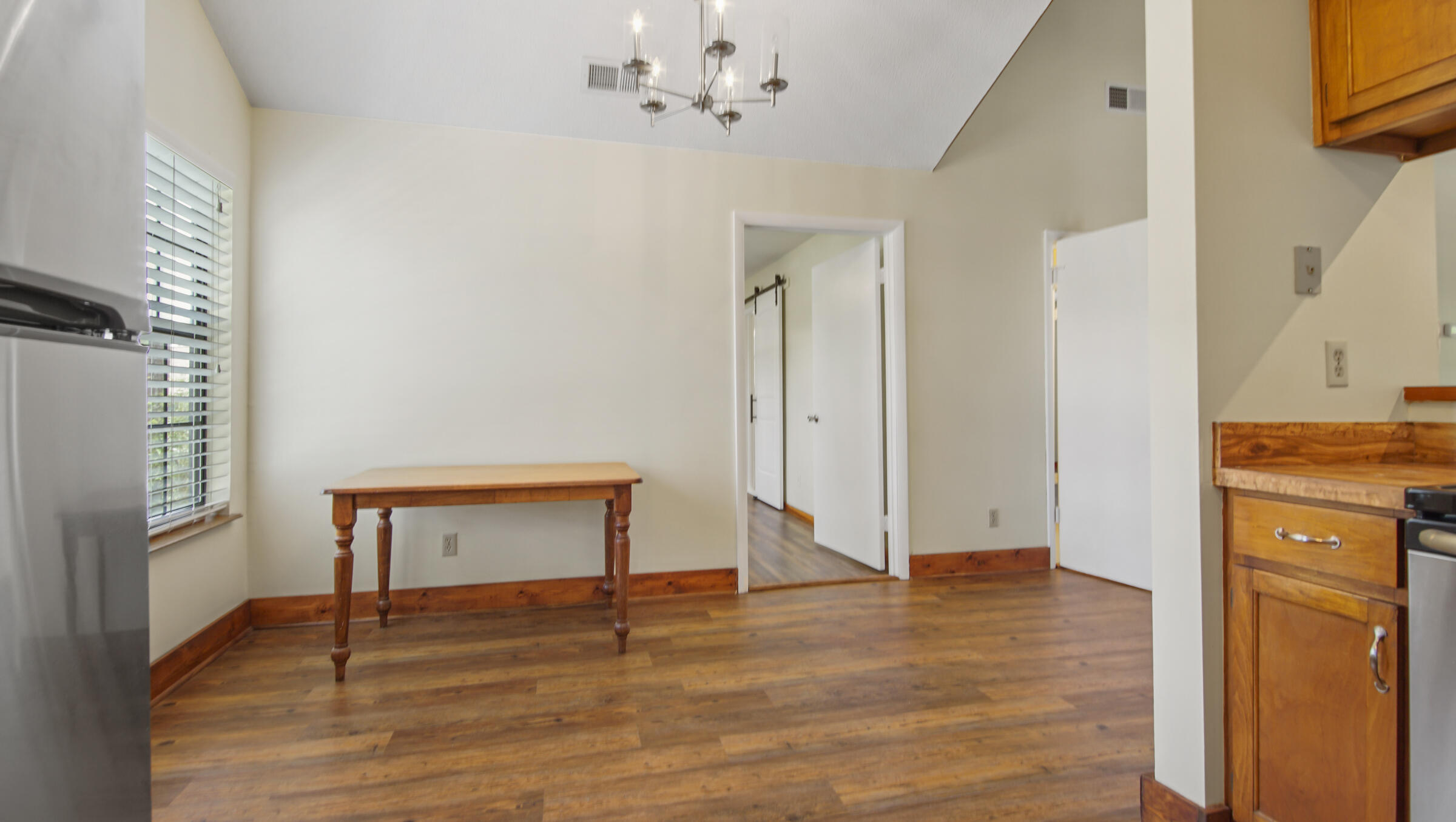 TOWN OF SANTA ROSA - Residential