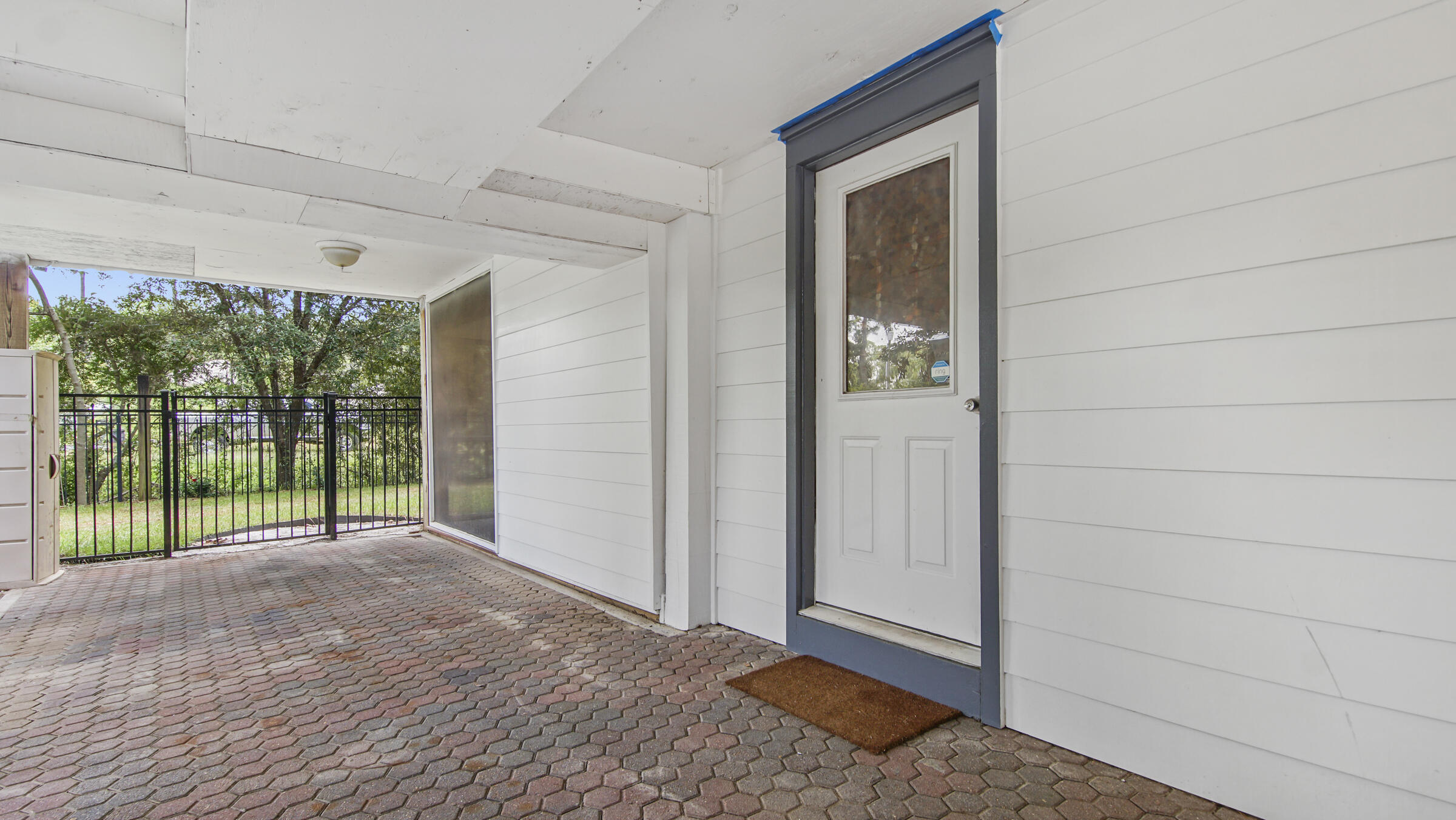 TOWN OF SANTA ROSA - Residential