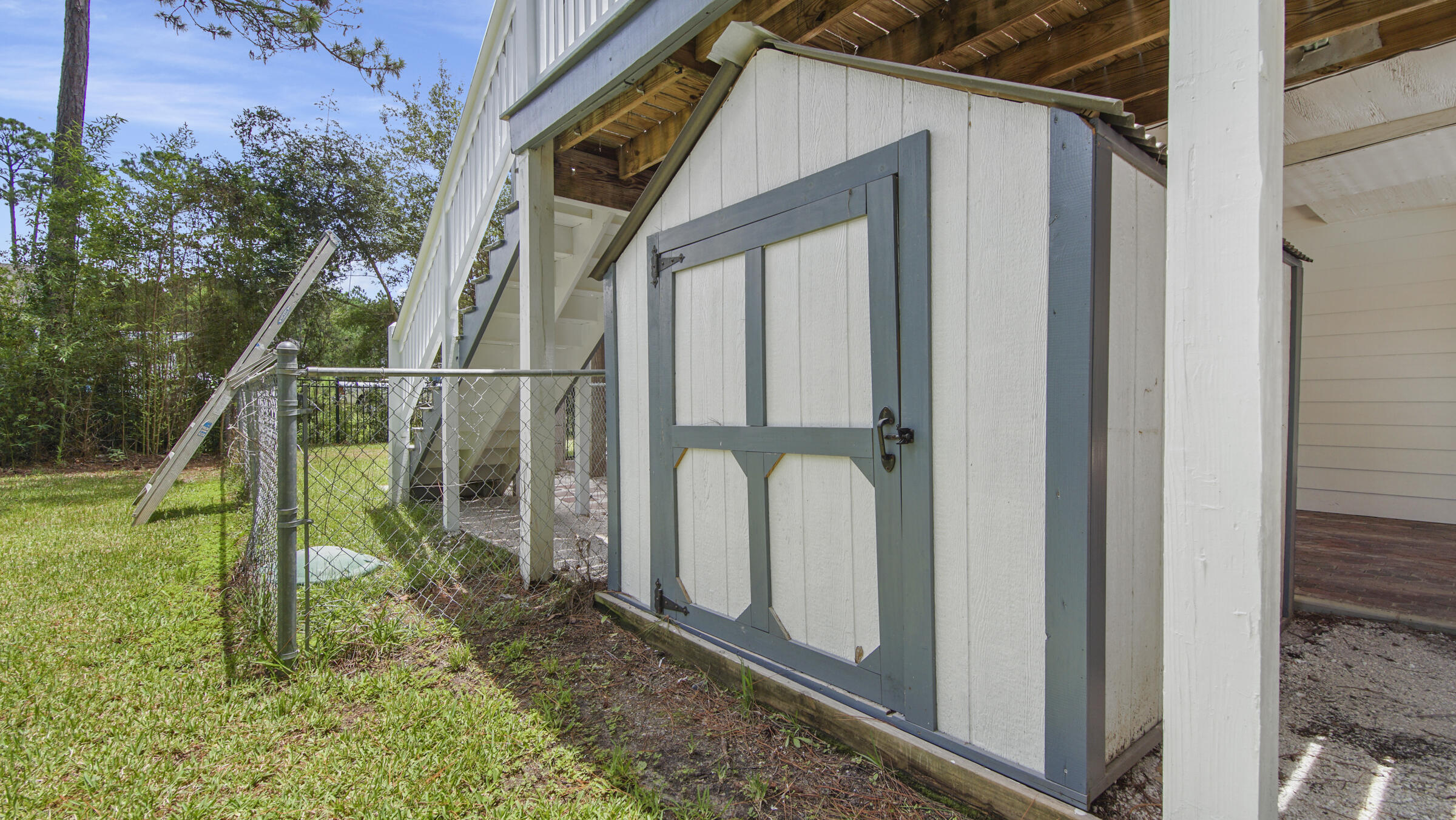 TOWN OF SANTA ROSA - Residential