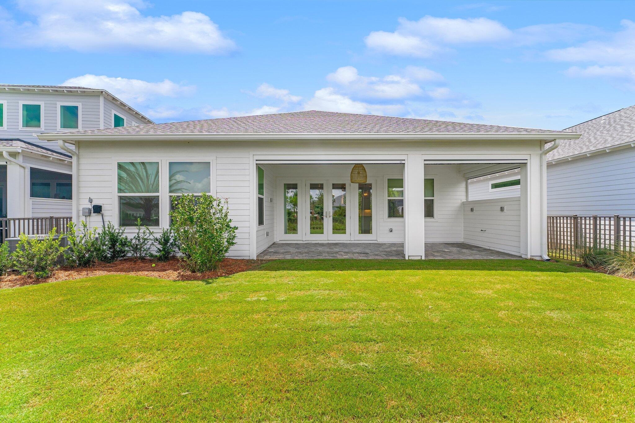 WATERSOUND ORIGINS- NATUREWALK - Residential