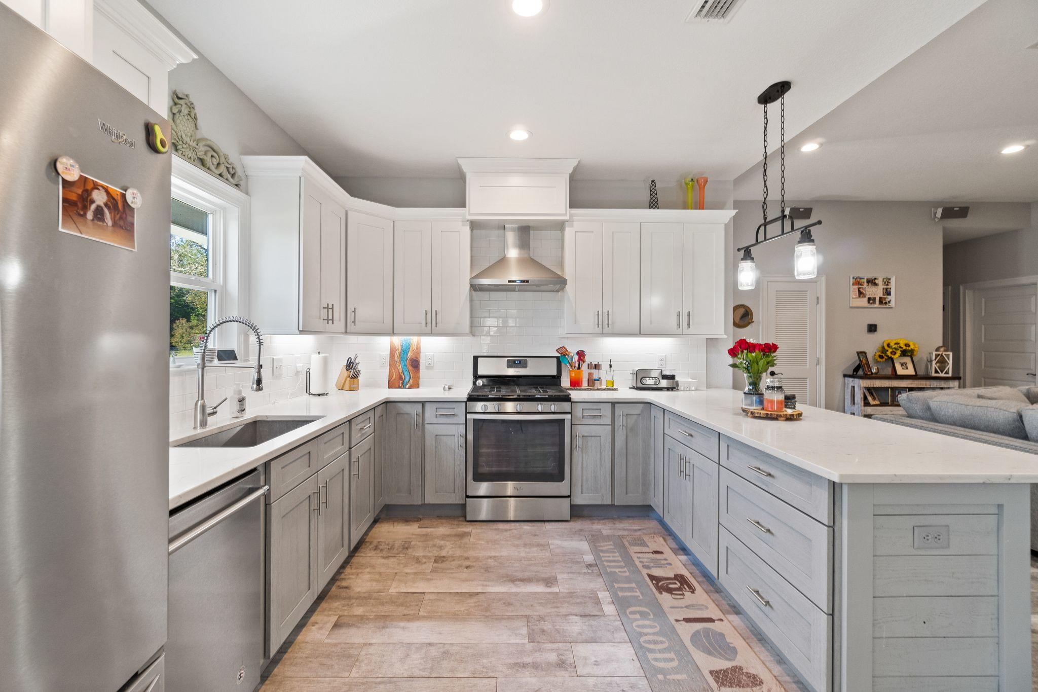 NAVARRE S/D 2ND ADDN - Residential