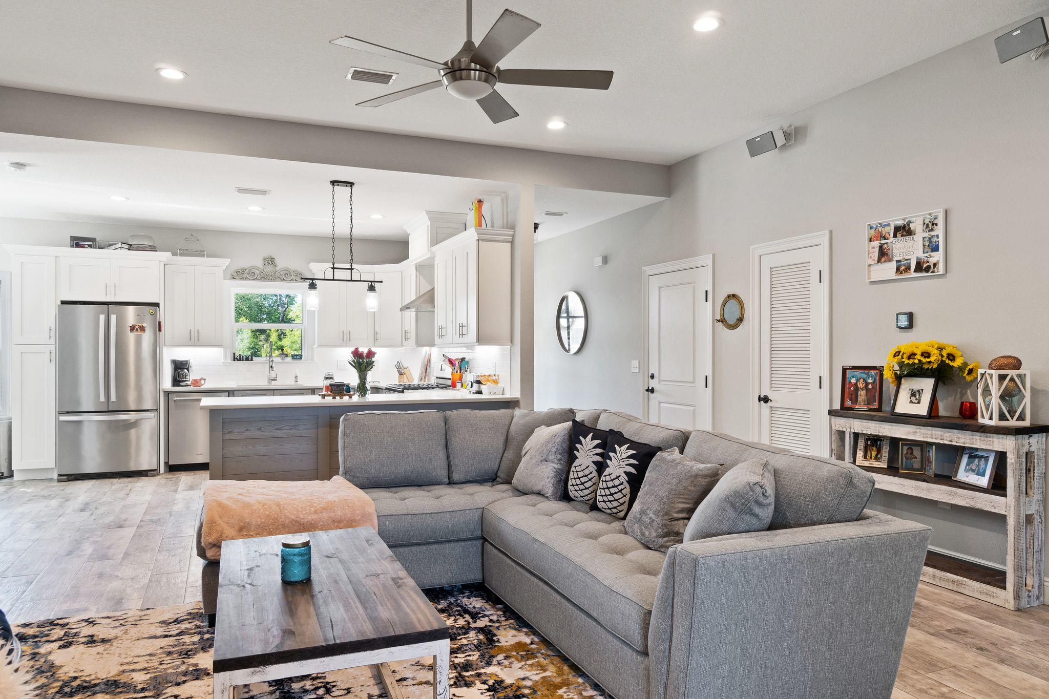 NAVARRE S/D 2ND ADDN - Residential